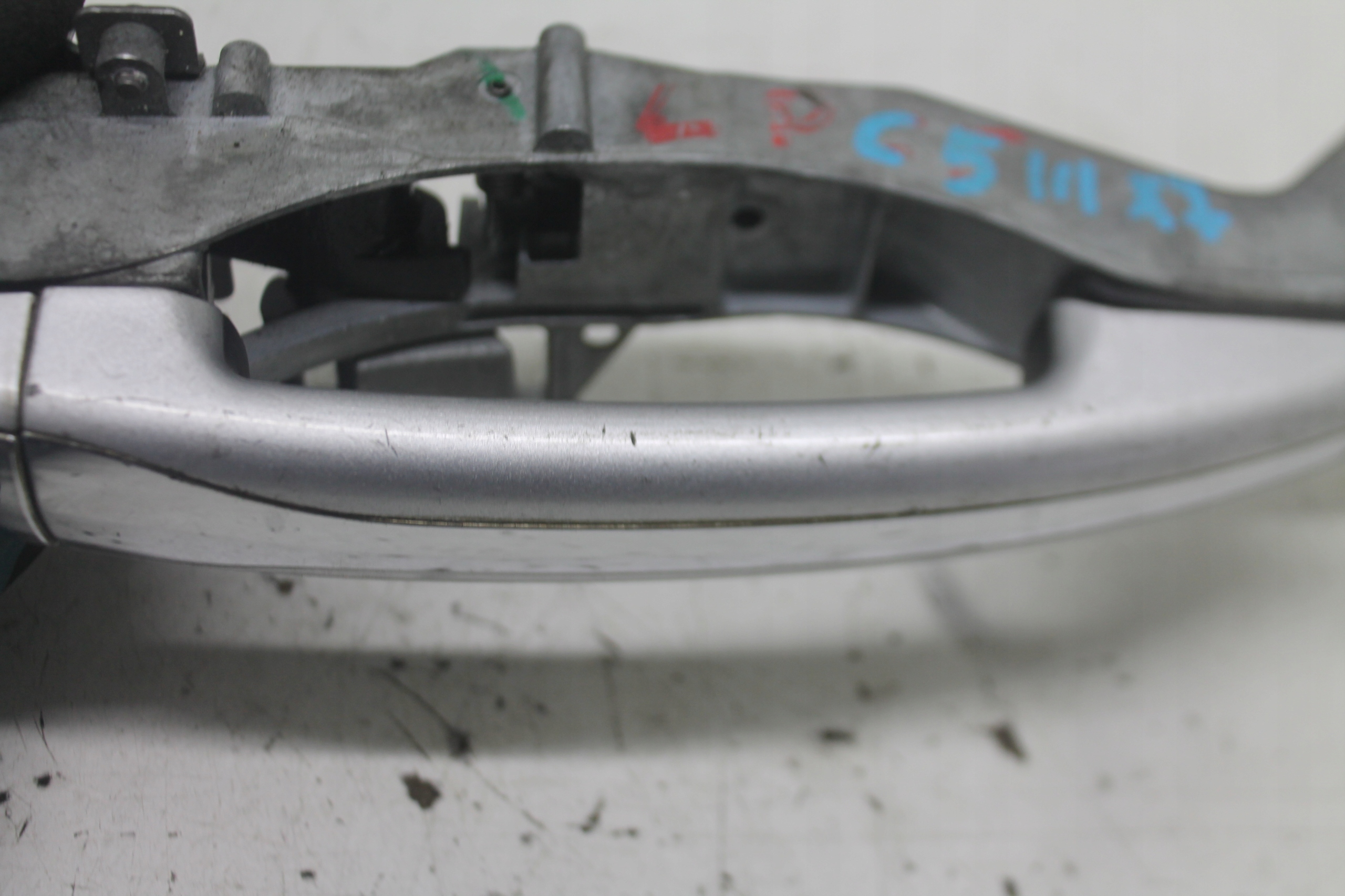 handle exterior door left front 9680342780 CITROEN C5 II X7 08-17