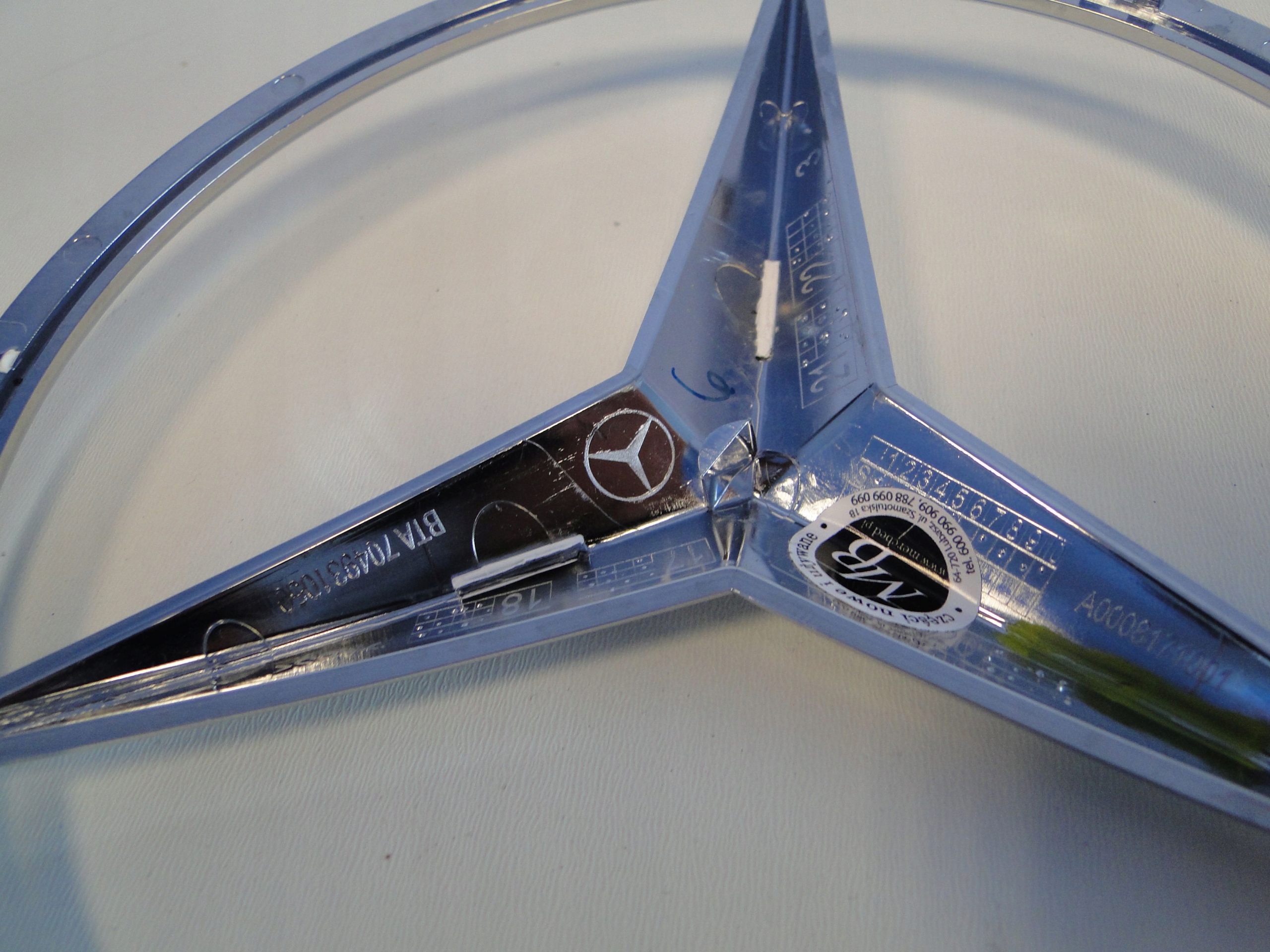 MERCEDES CLA 118 A KLASA 177 B GLB 247 CITAN 420 GWIAZDA EMBLEMAT W GRILL Marka Mercedes-Benz