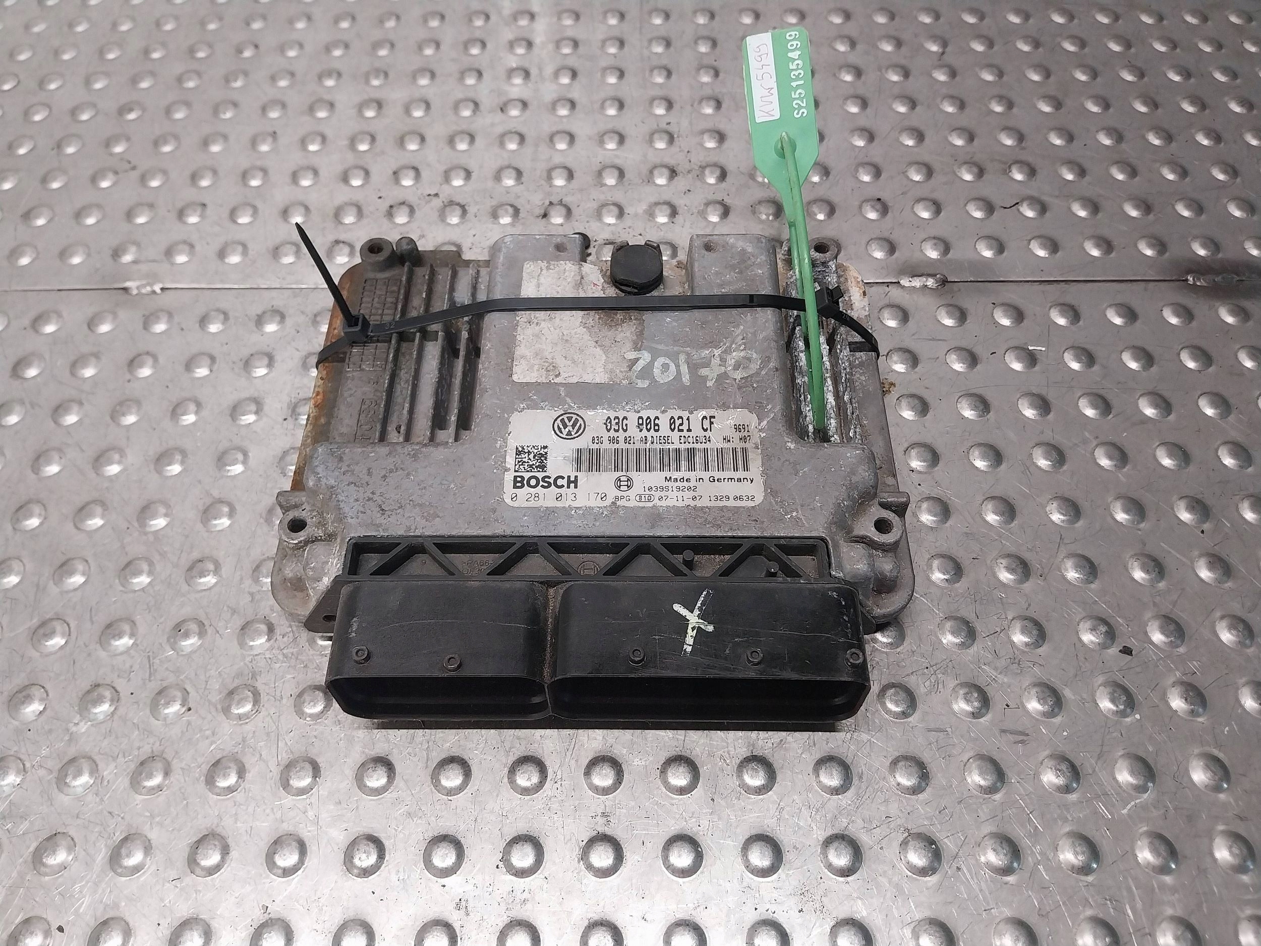 computer control unit of the engine 03G906021CF 0281013170 VW EOS 2.0 TDI BMM KDN