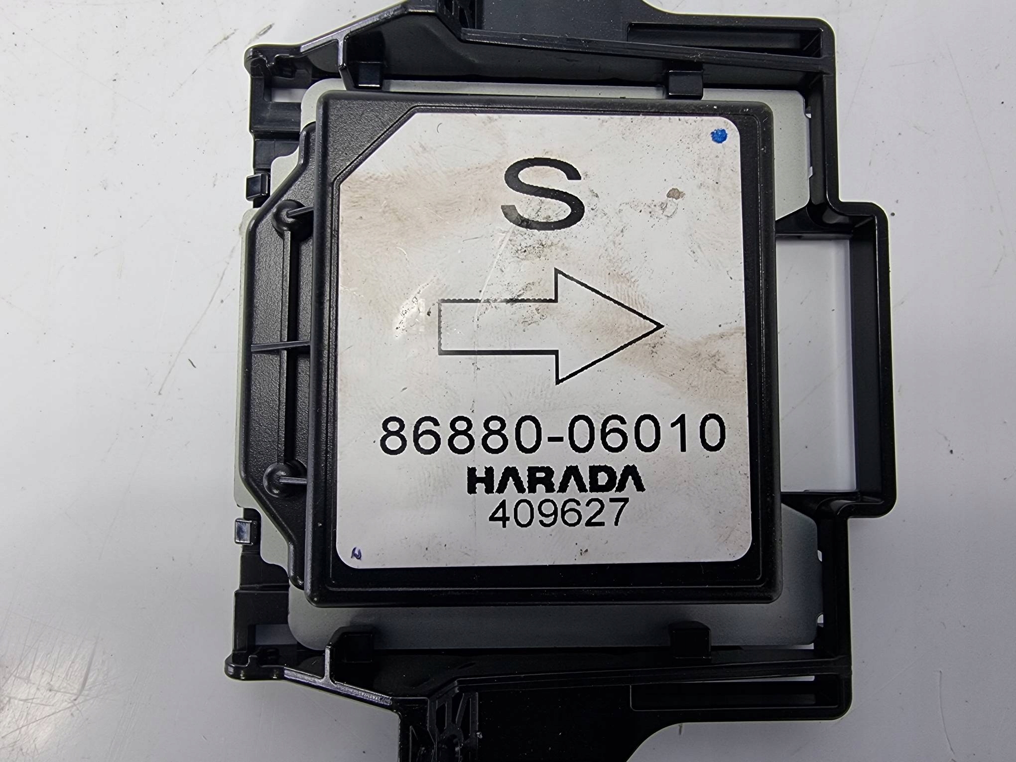 modul 86880-06010 ANTENY LEXUS RX350