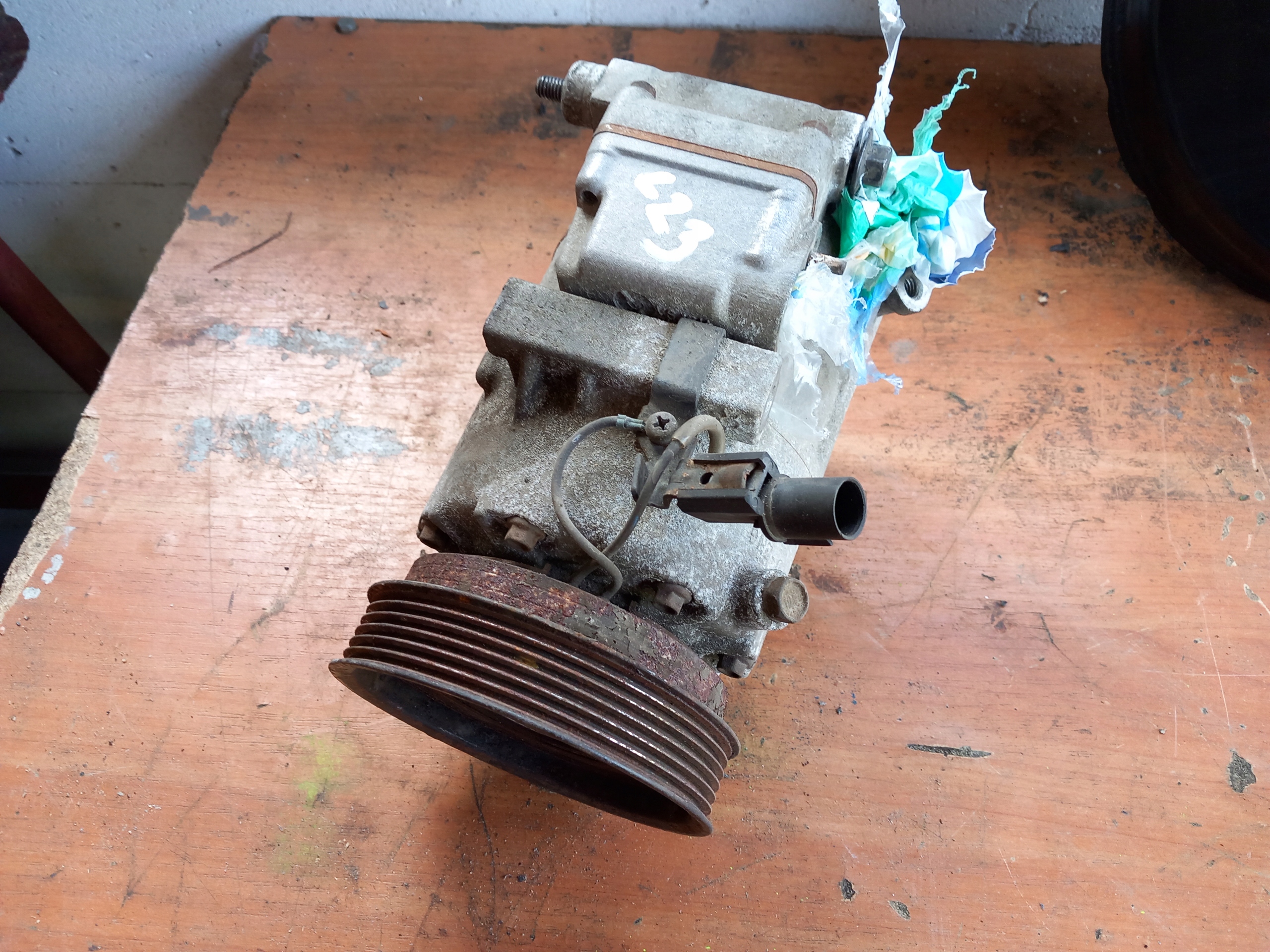 SPRĘŻARKA KLIMATYZACJI KIA CEED I30 2,0CRDI 06-12