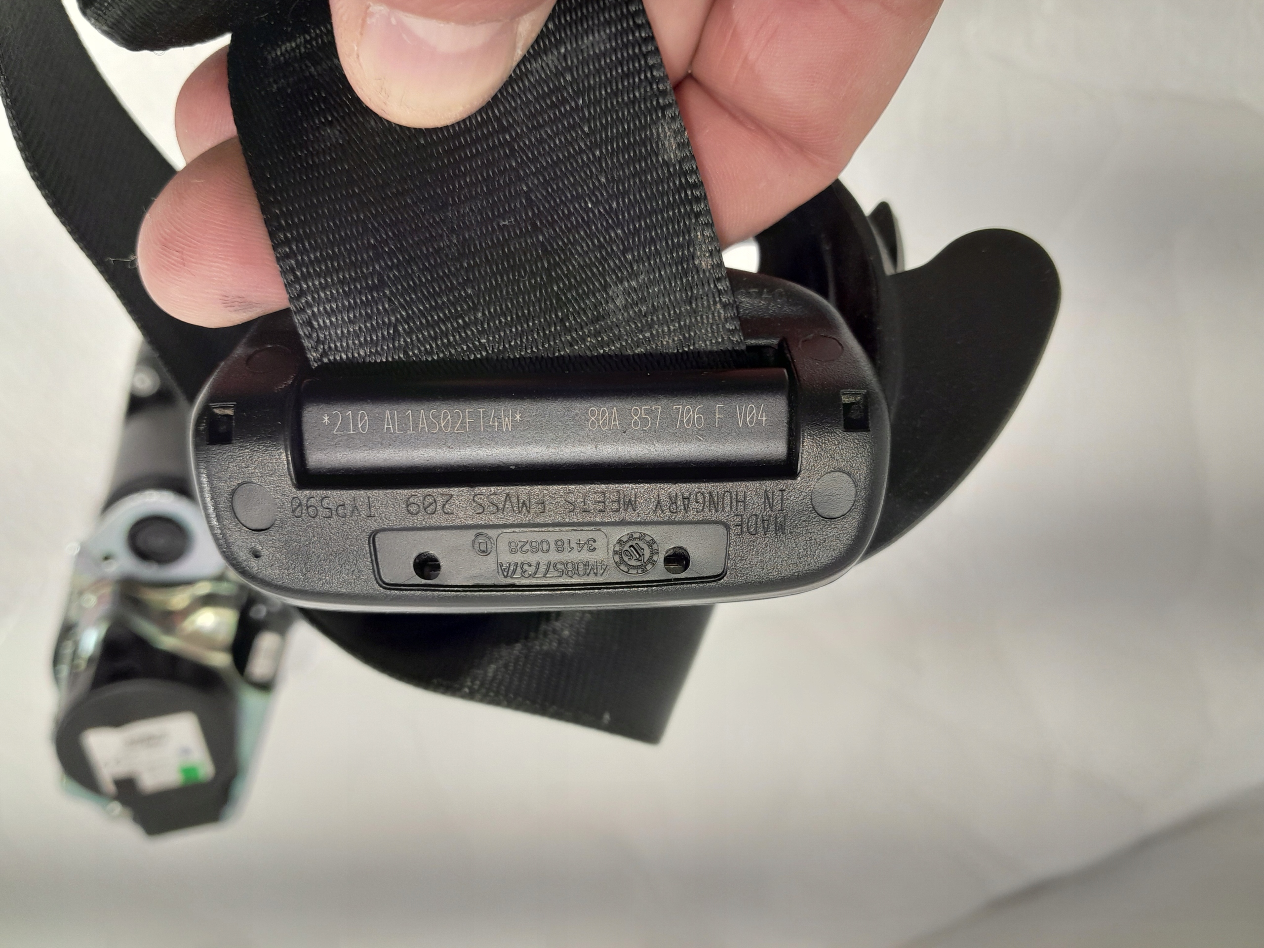 AUDI Q5 II 80A tension belt safety right front 80A857706F