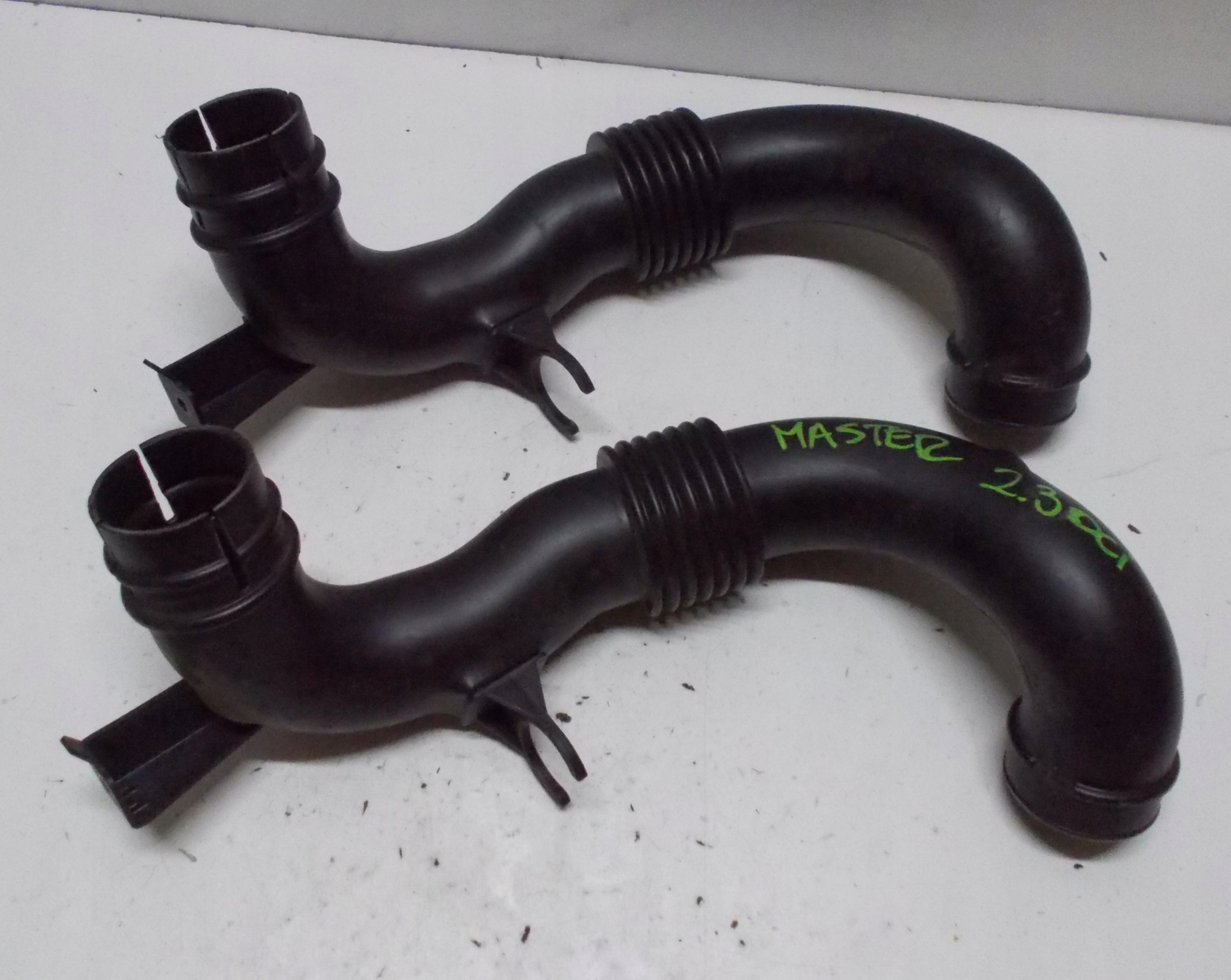 RENAULT MASTER III LIFT pipe air hose 165550972R