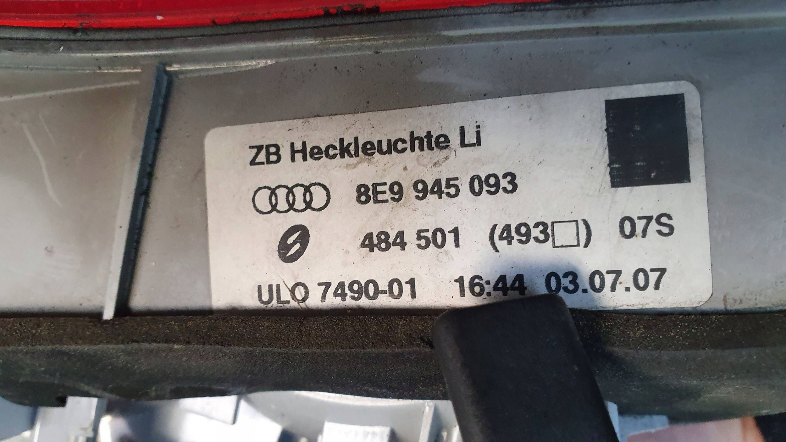 light rear part left to the bonnet AUDI A4 B7 KOMBI 8E9945093 04