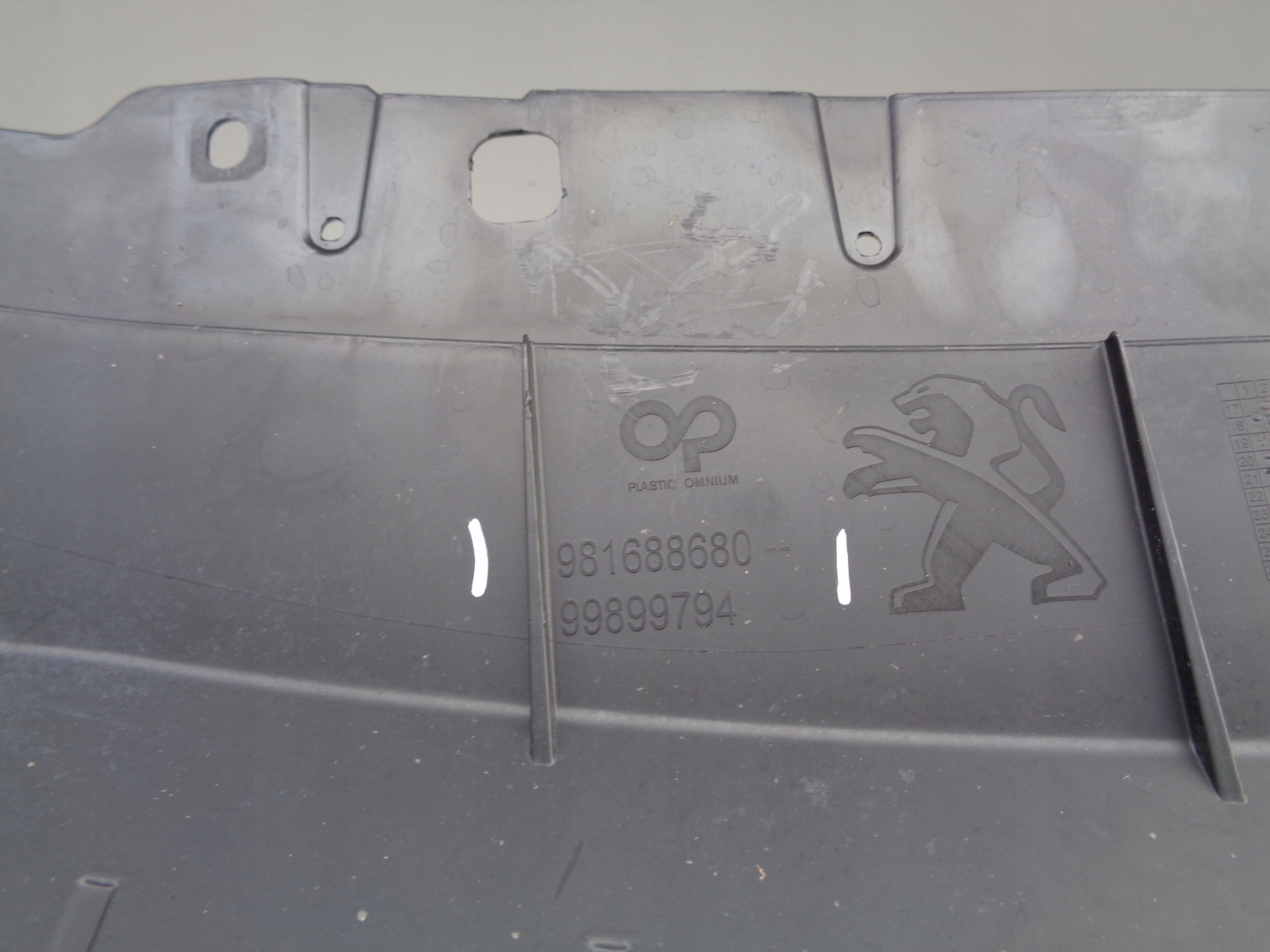 maska držák PEUGEOT PARTNER IV 18