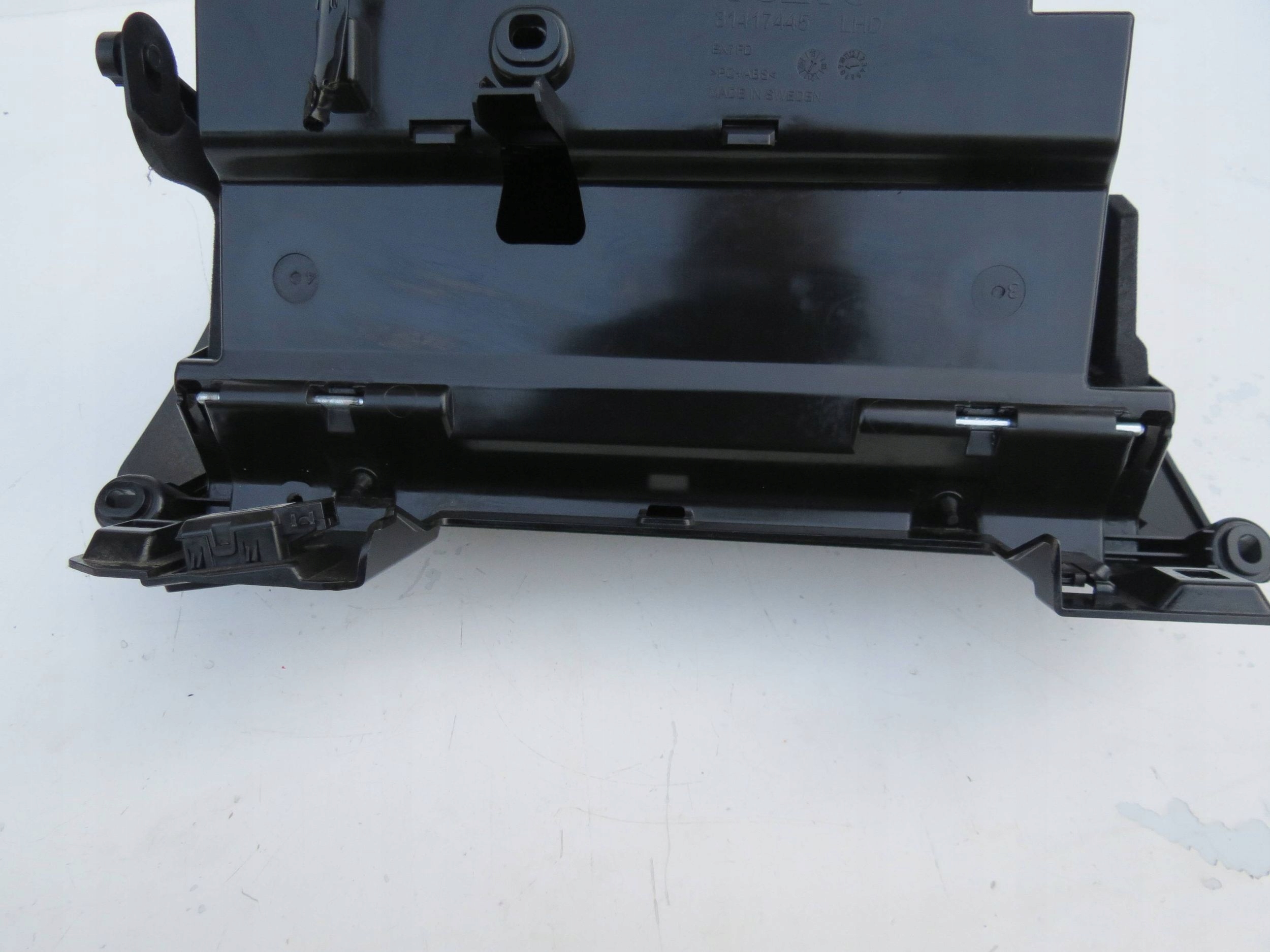 бардачок пассажира volvo S90 2.0 V90 31417445