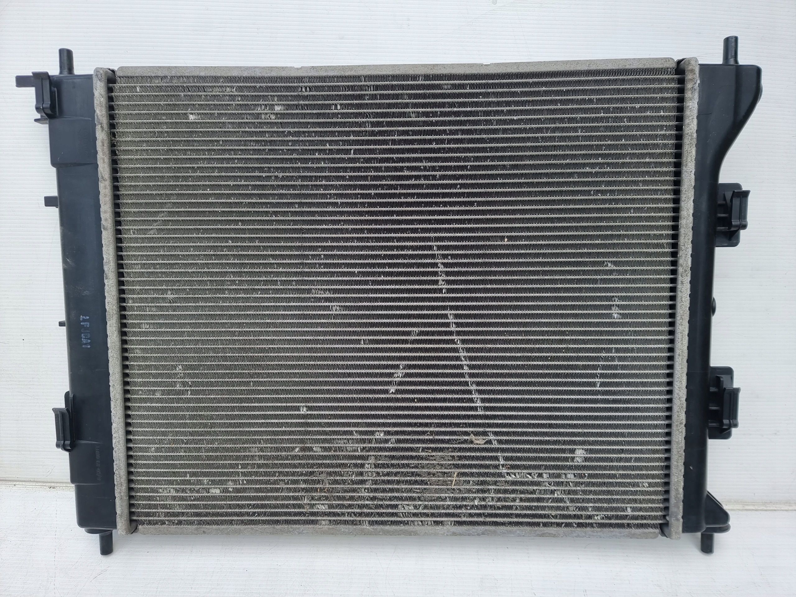 Kia Ceed II Hyundai i30 1.4 1.6 CRDI CHŁODNICA WODY Numer katalogowy części RAD125310A2000 AHE