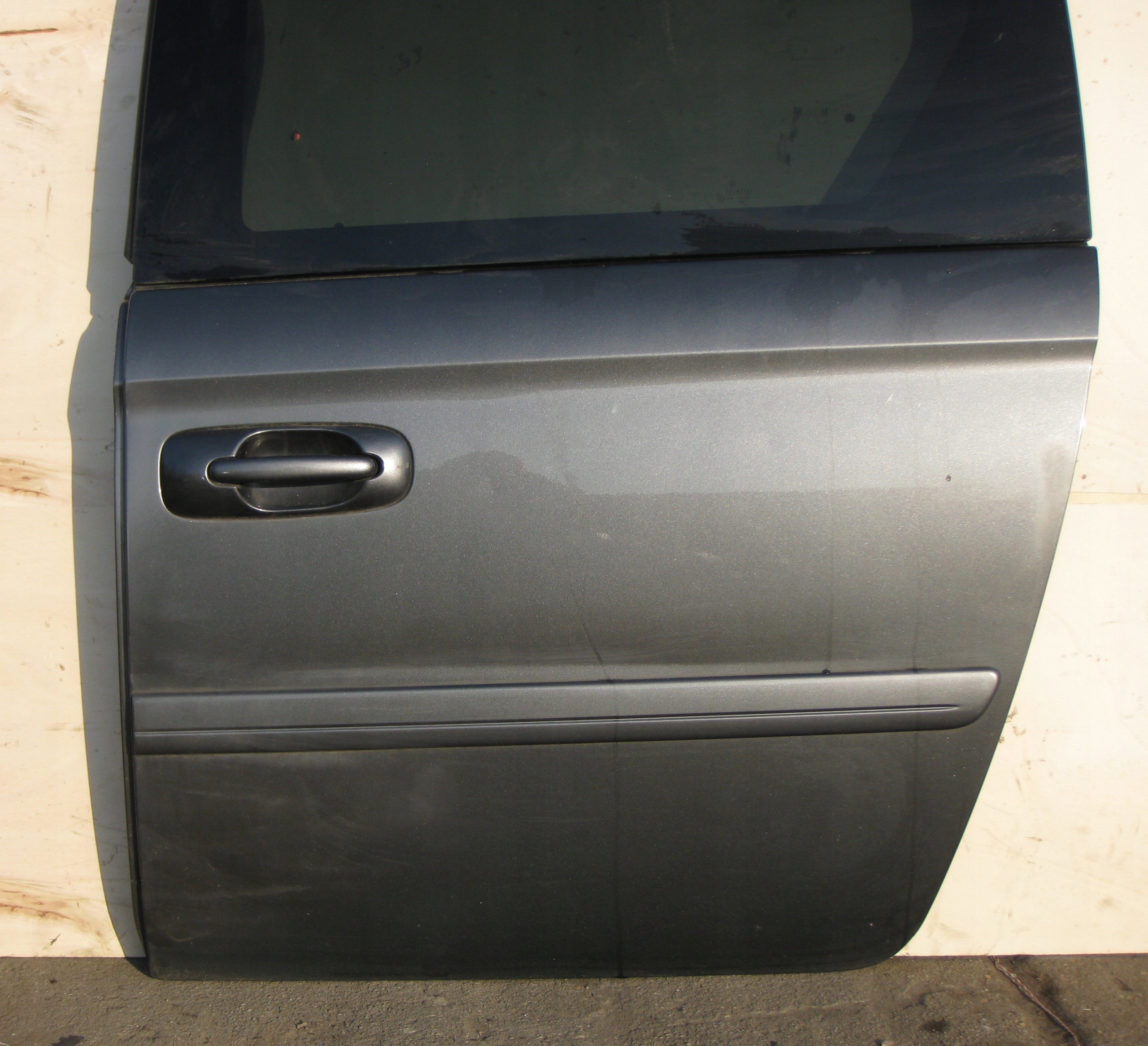 CHRYSLER VOYAGER IV 04R Tür links heck