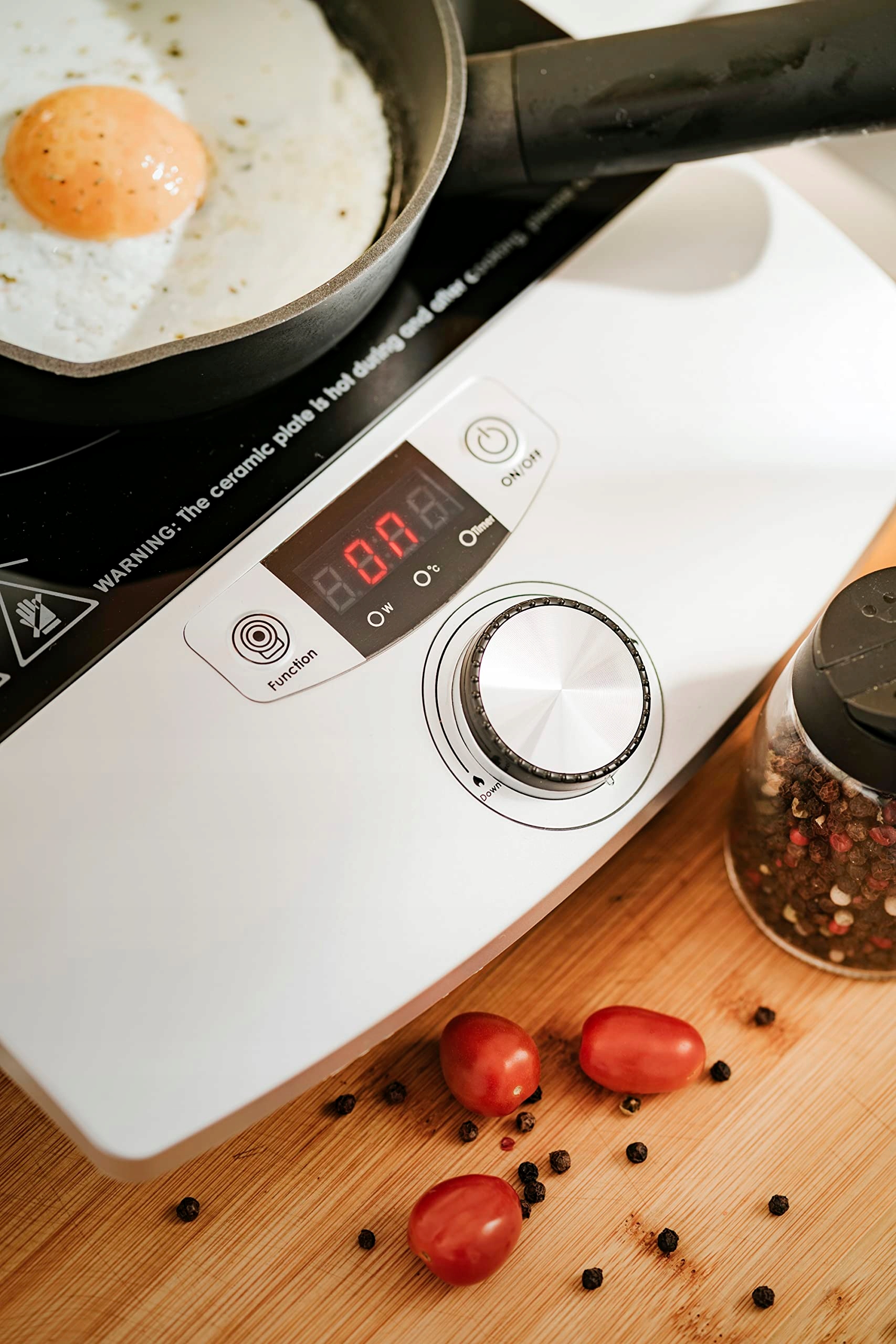 Kuchenka Indukcyjna CR 6515 2000W LCD Timer Czarno-Srebrna