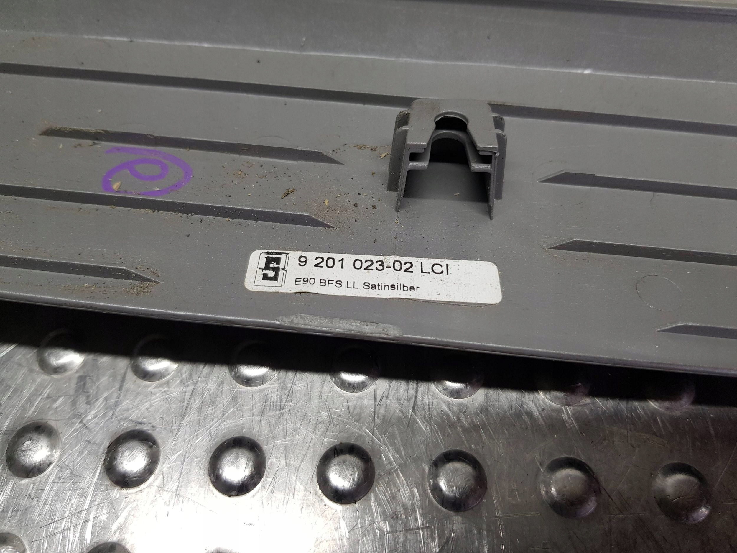 moulding consoles central grid air conditioning devices 9130458 9201023 BMW SERIA 3 E90 E91