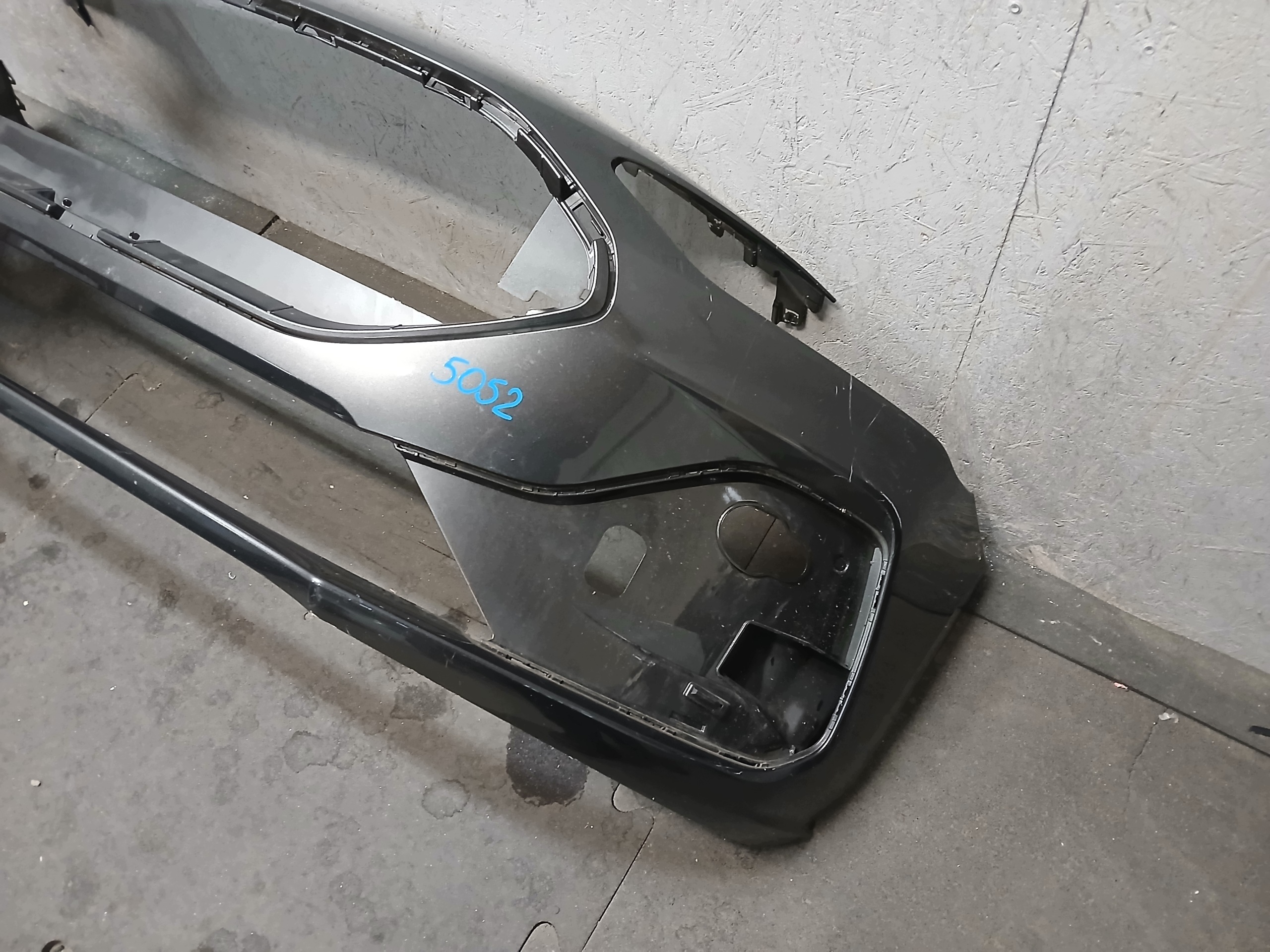 nárazník předek FORD FOCUS MK4 ST LIFT