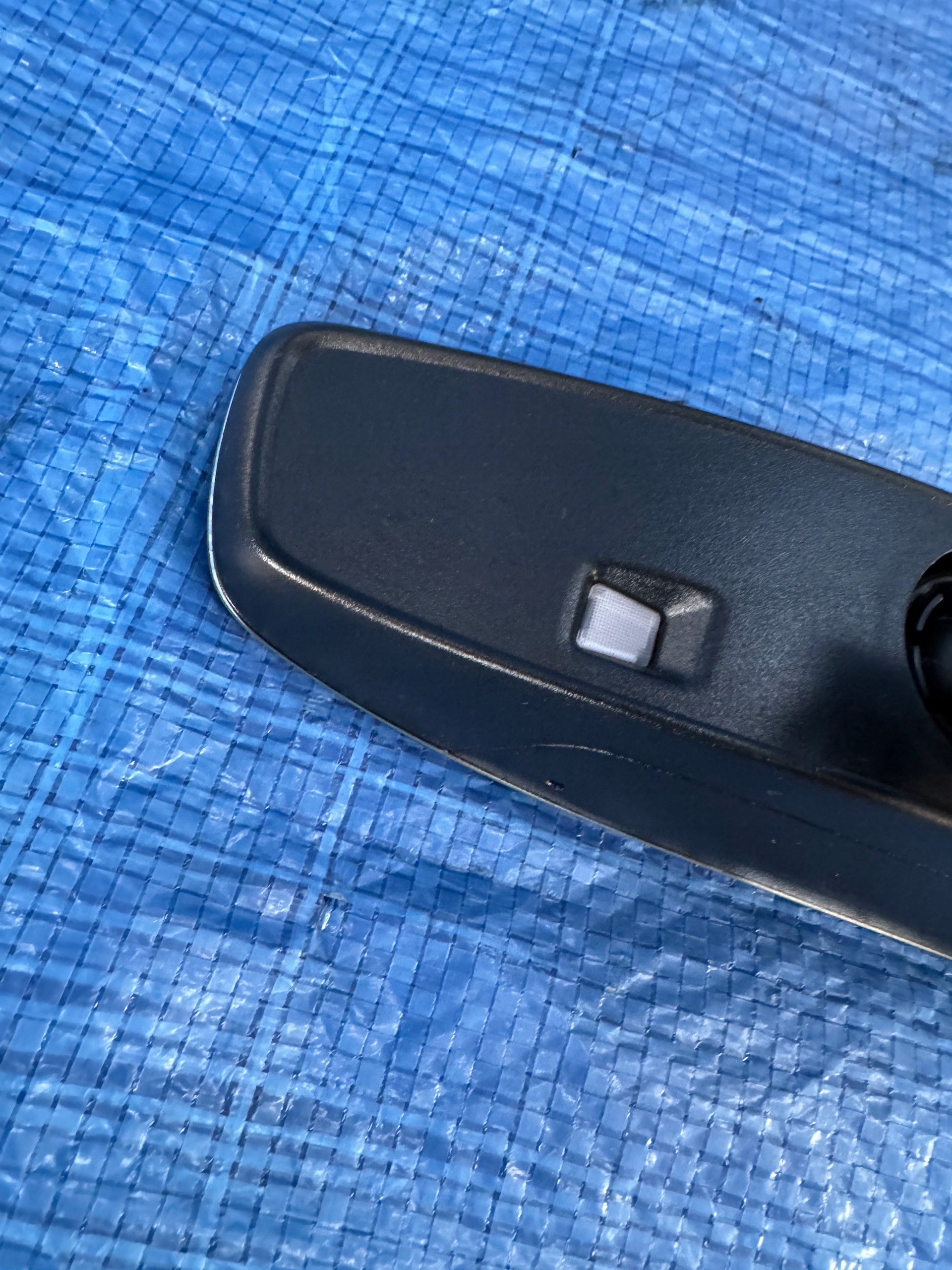 LUSTERKO WEWNĘTRZNE FOTOCHROM DS3 CROSSBACK 98197904XT Typ samochodu Samochody osobowe