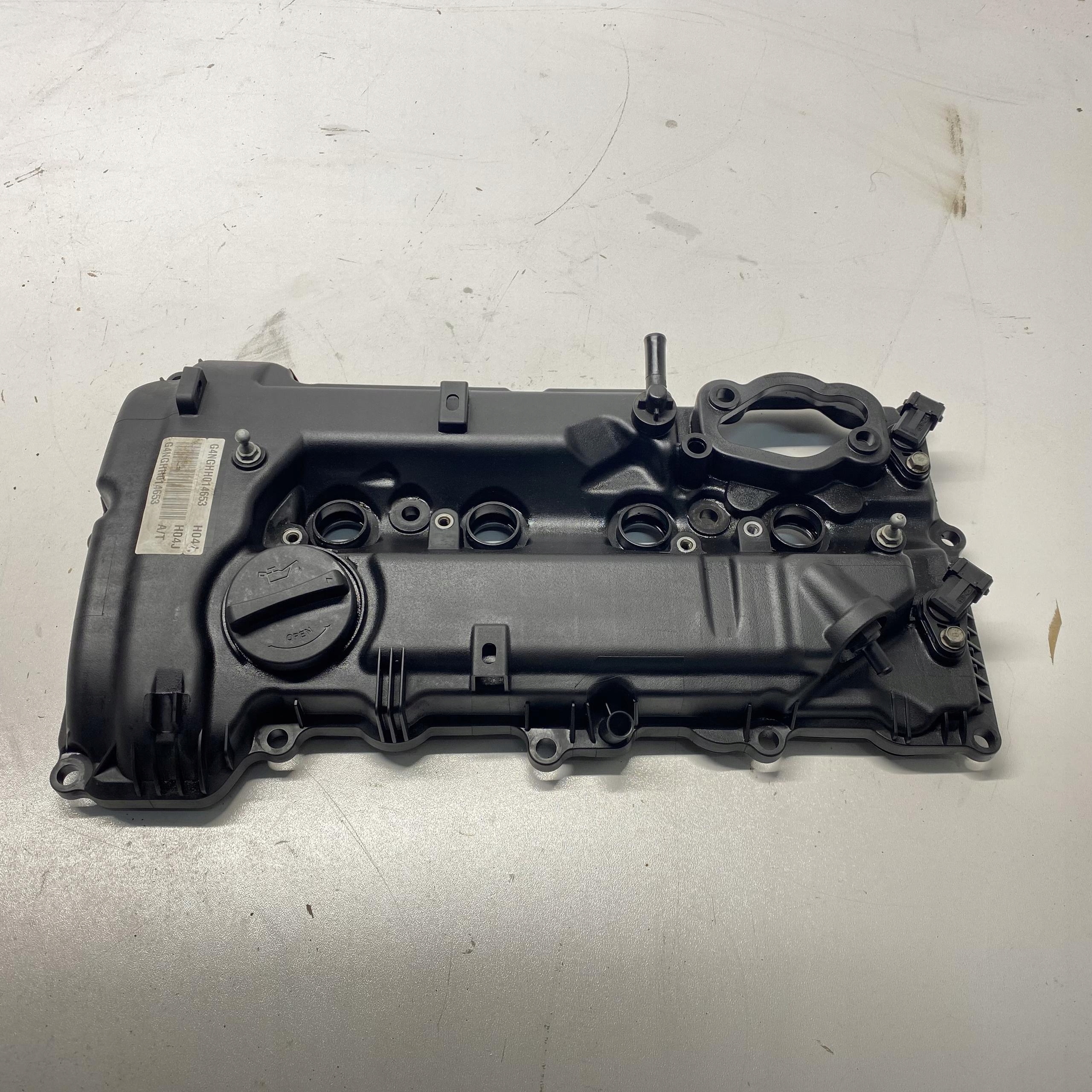 Abdeckung der Ventile KIA OPTIMA IV 2.0 HYBRYDA G4NG 22410-2E650