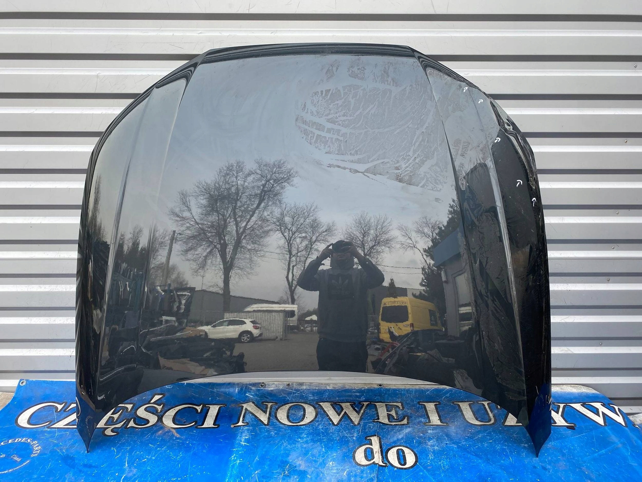 AUDI A4 B9 8W MASKA POKRYWA