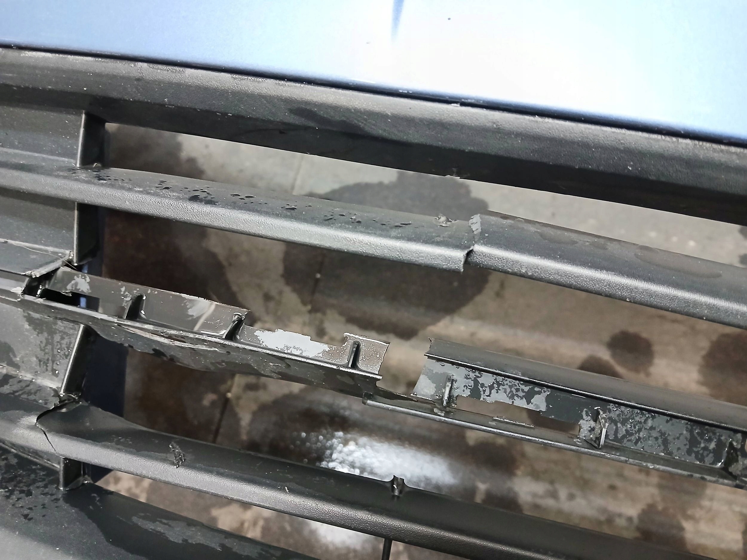 bumper front VW CADDY 2K5 15-20