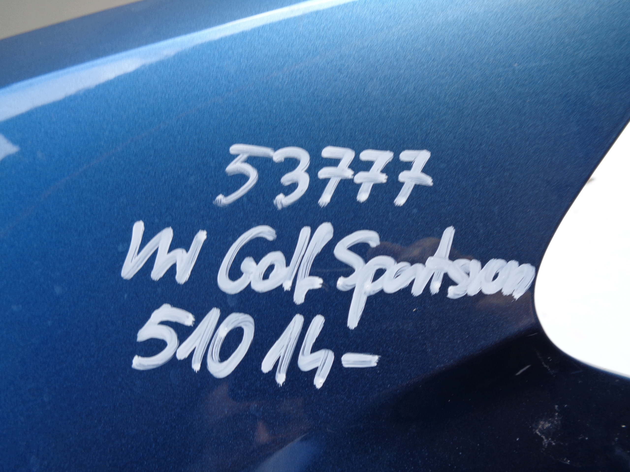 fender right front VW GOLF SPORTSVAN 510 14- NR 53777