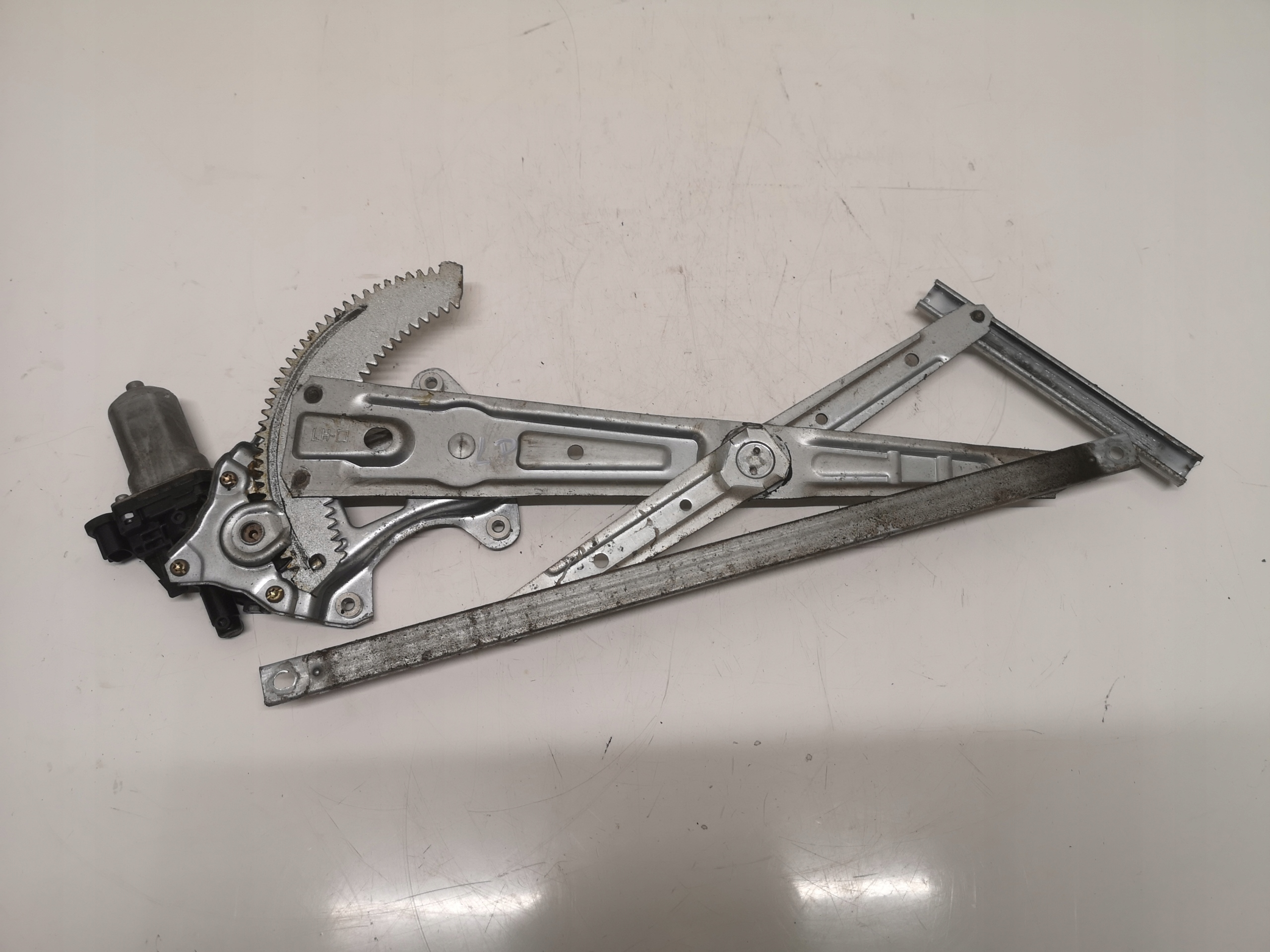 SIRION JUSTY 07-10 MECHANIZM SZYBY LEWY PRZEDNI