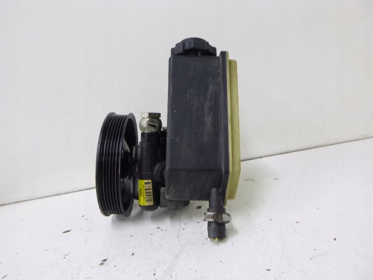 servo pump Opel Vectra B Lift 90495957