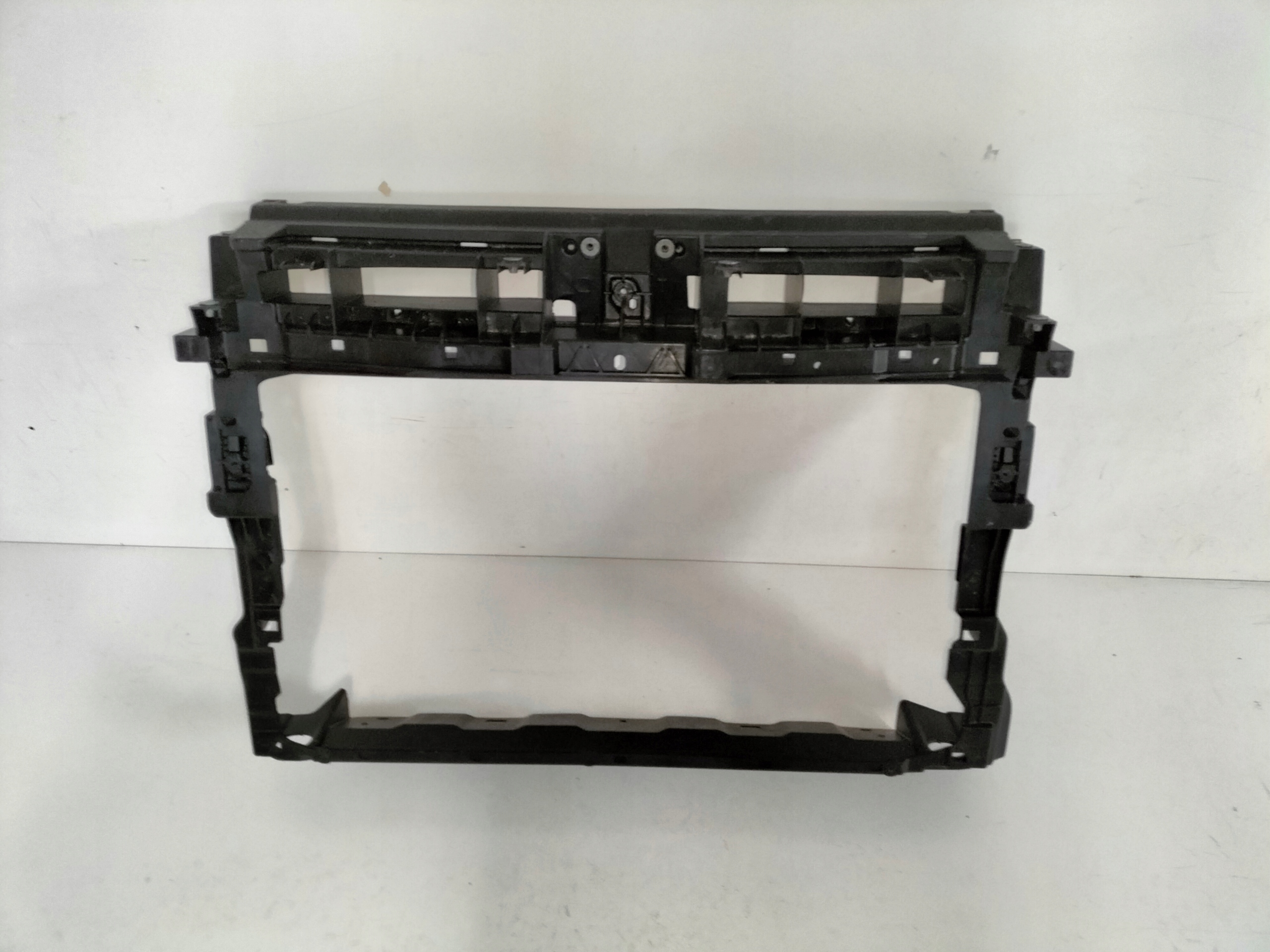 support panel for radiators front SEAT TARRACO 18