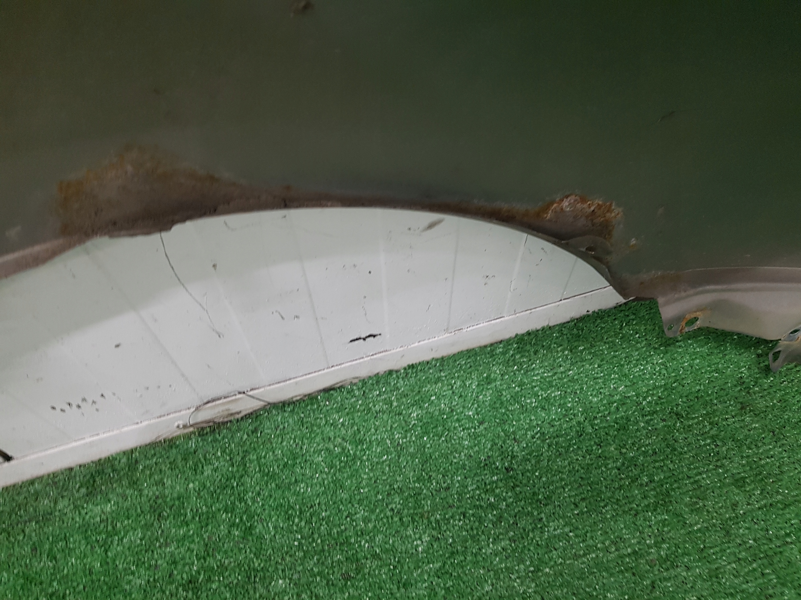 fender left front MAZDA 3 II 2010 KOD LAKIERU FE27A
