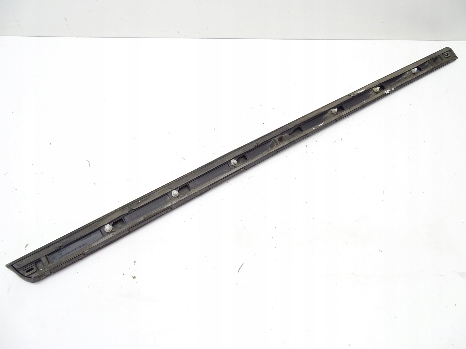 LISTWA OZDOBNA DRZWI LEWY PRZÓD PRZEDNIA VW SCIROCCO III 1K8 1K8854939 Stan opakowania zastępcze