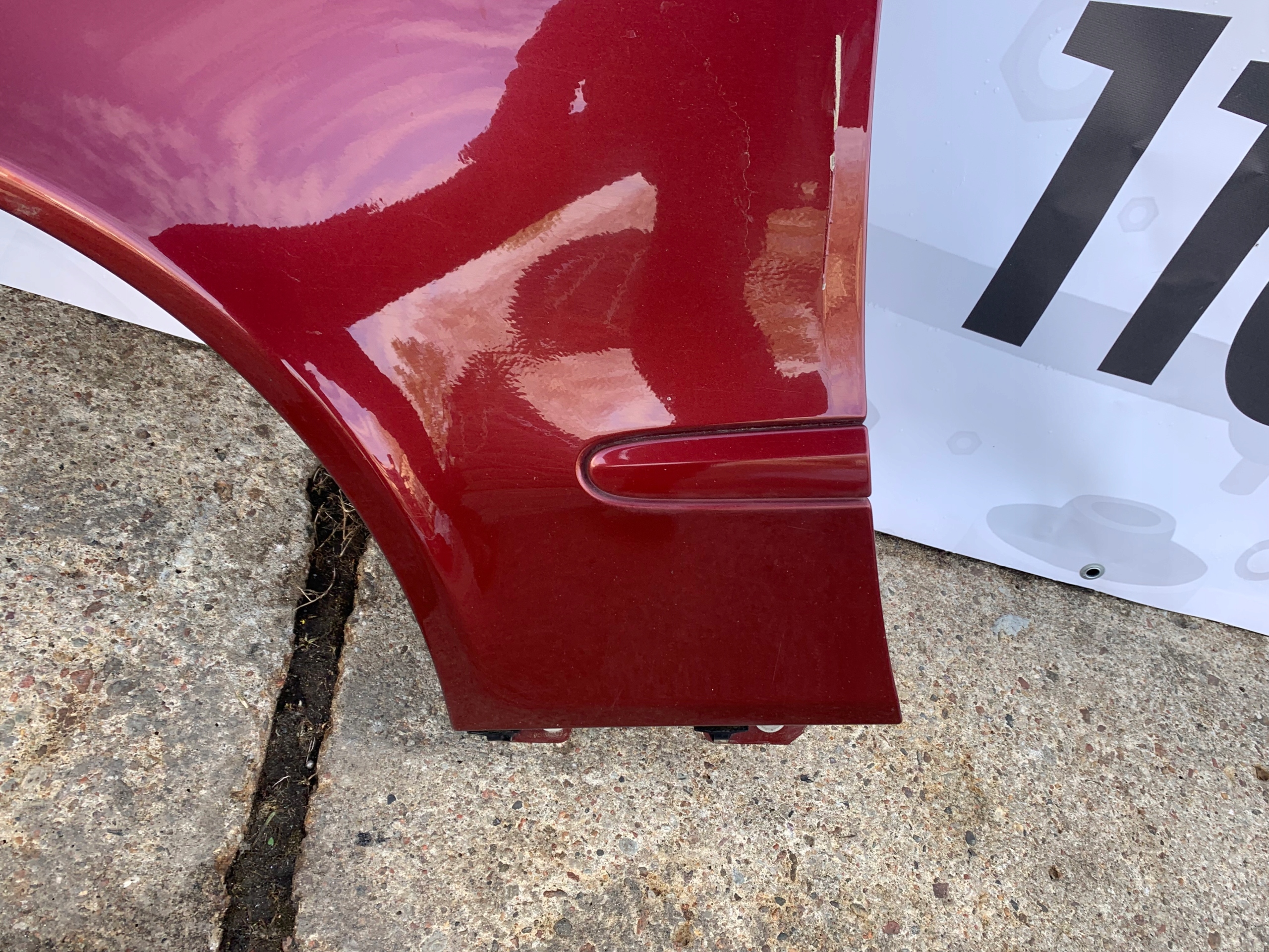 fender left front front MERCEDES W211 567 C567 aluminium