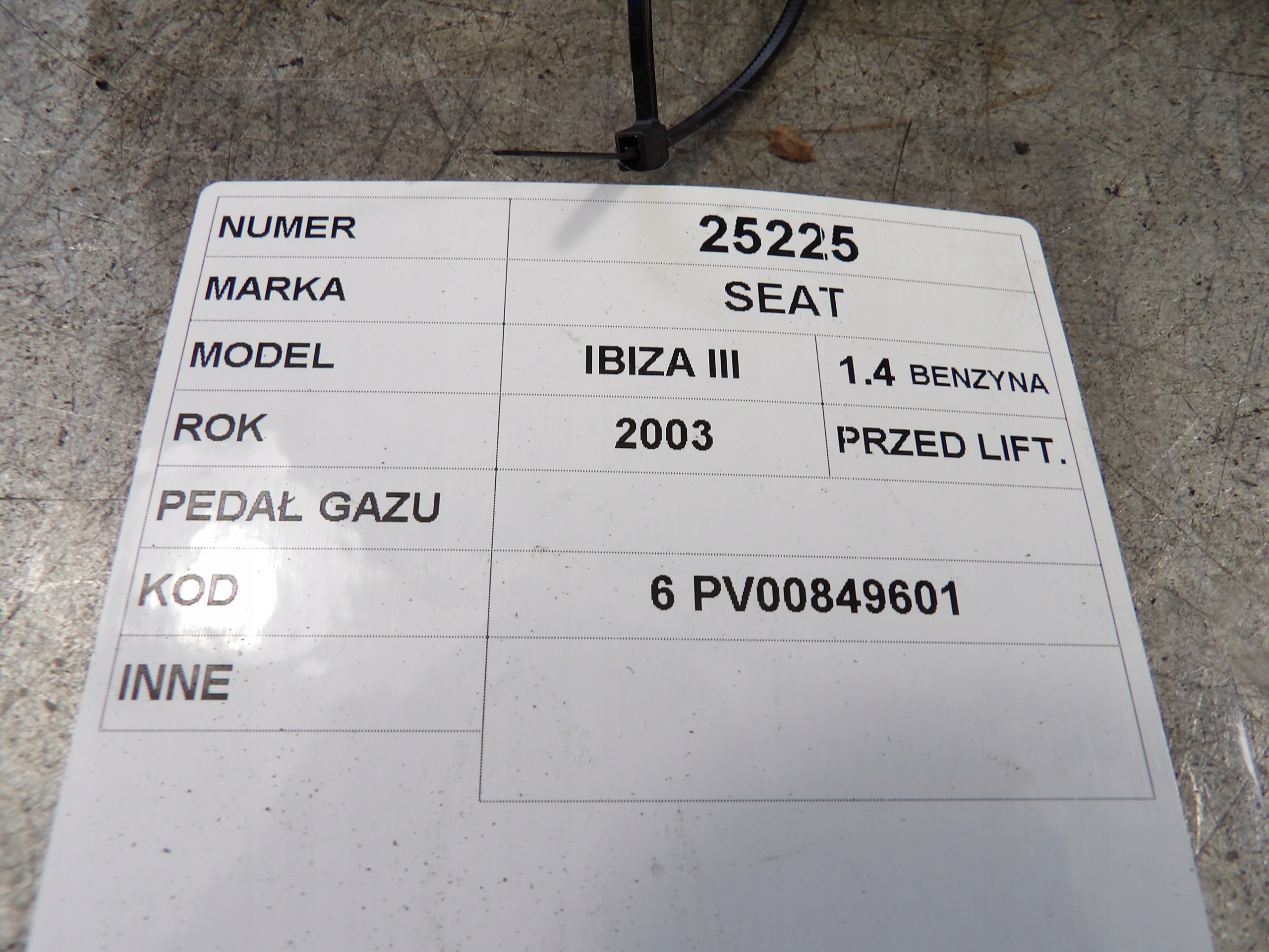 Seat Ibiza III accelerator pedal 6Q1721503C