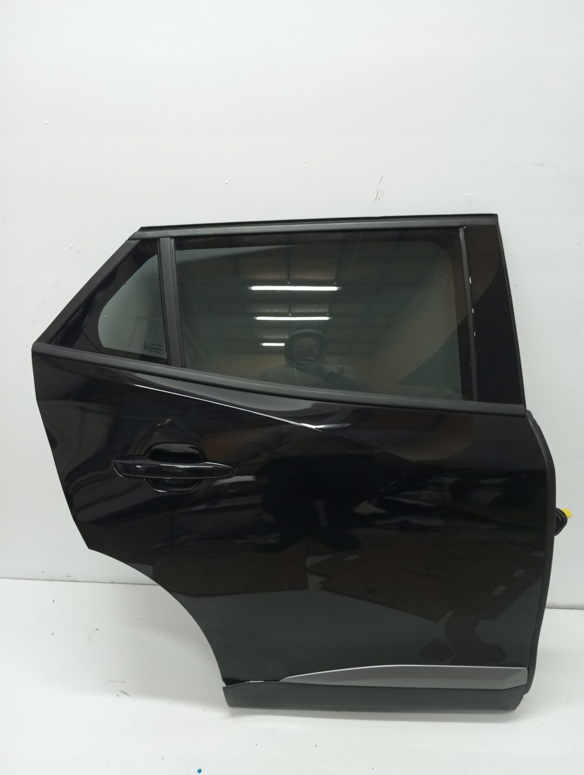 door right rear. PEUGEOT 2008 II 24R