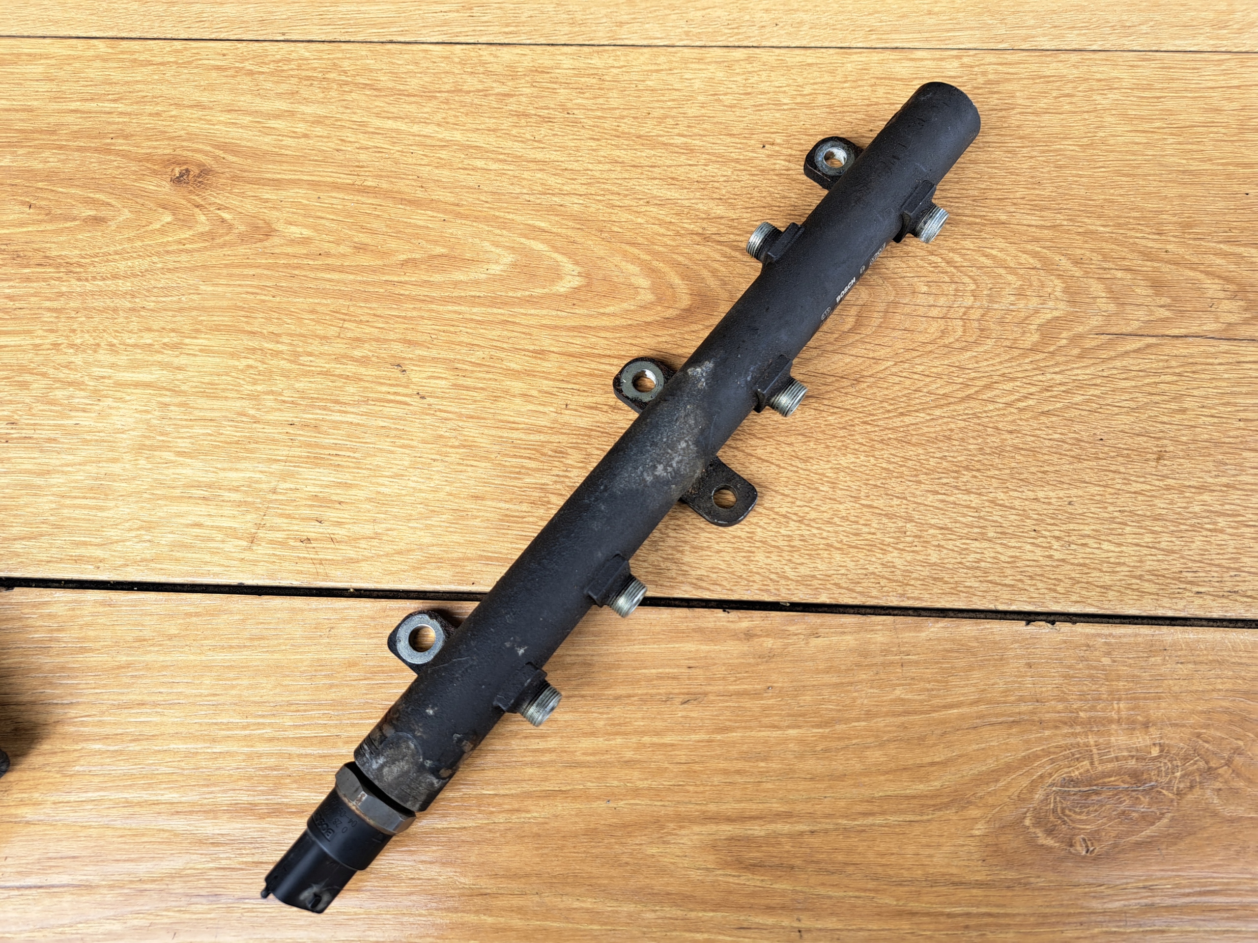 IVECO DAILY III 99-06 DUCATO 02-06 2.3 LISTWA WTRYSKOWA 0445214059