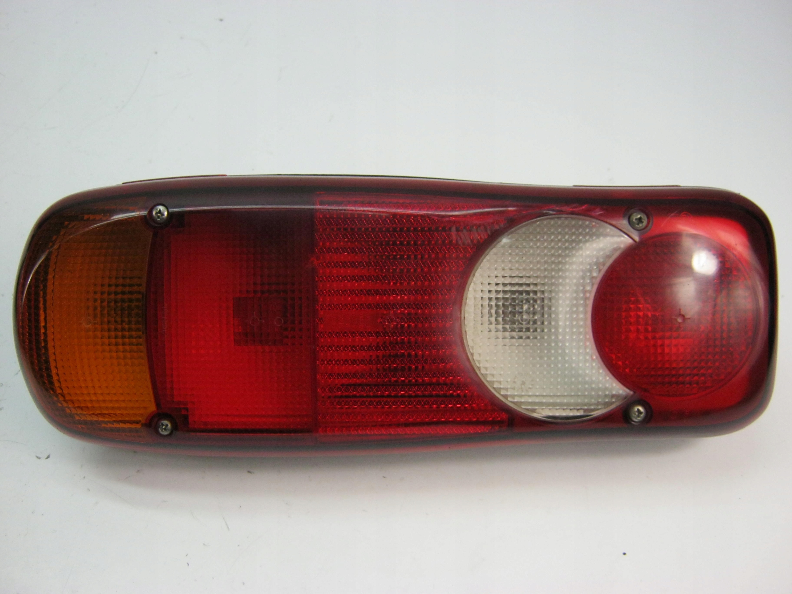 light right right rear part MAXITY NISSAN CABSTAR EUROPA
