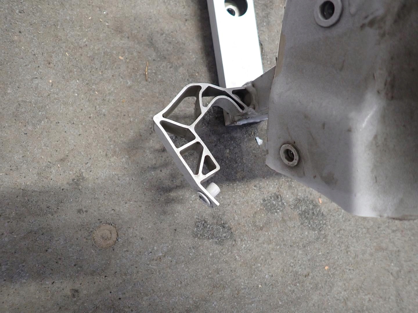 Armature MAXUS DELIVER 3 EV30 2019