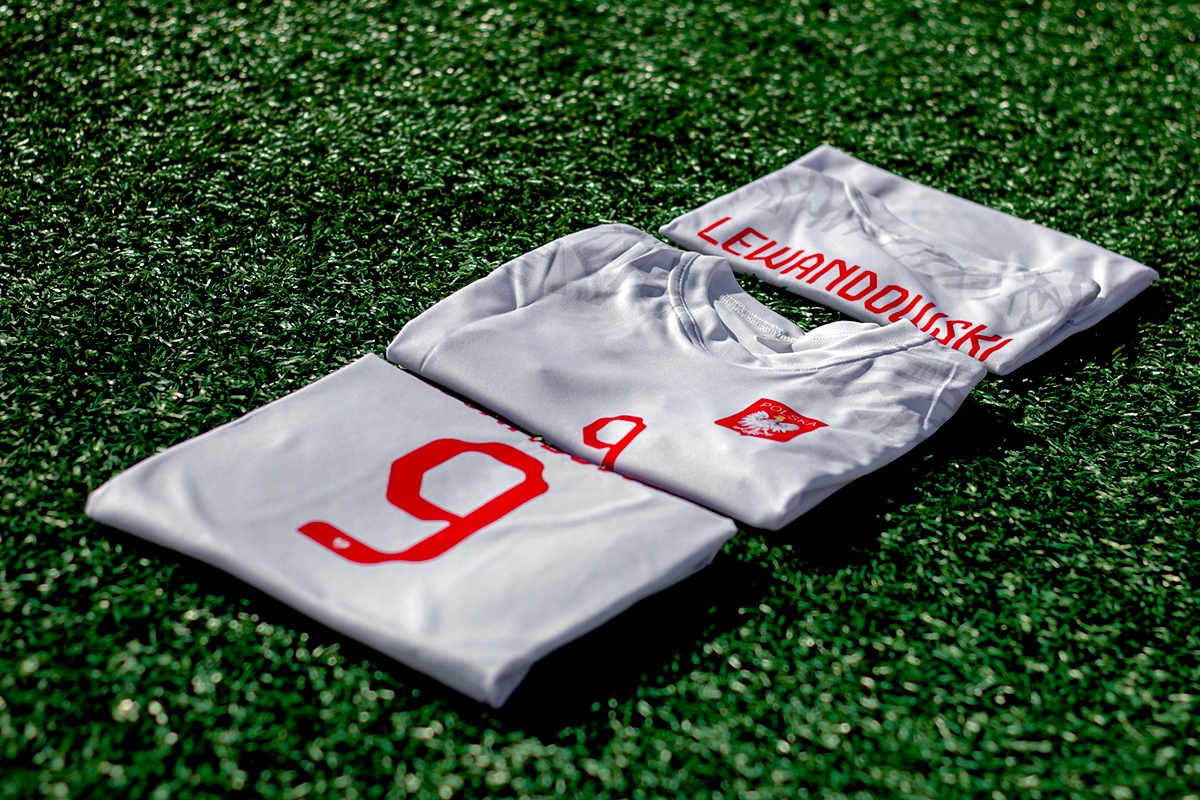 LEWANDOWSKI 9 Strój Piłkarski Komplet POLSKA 146 Kolor wielokolorowy