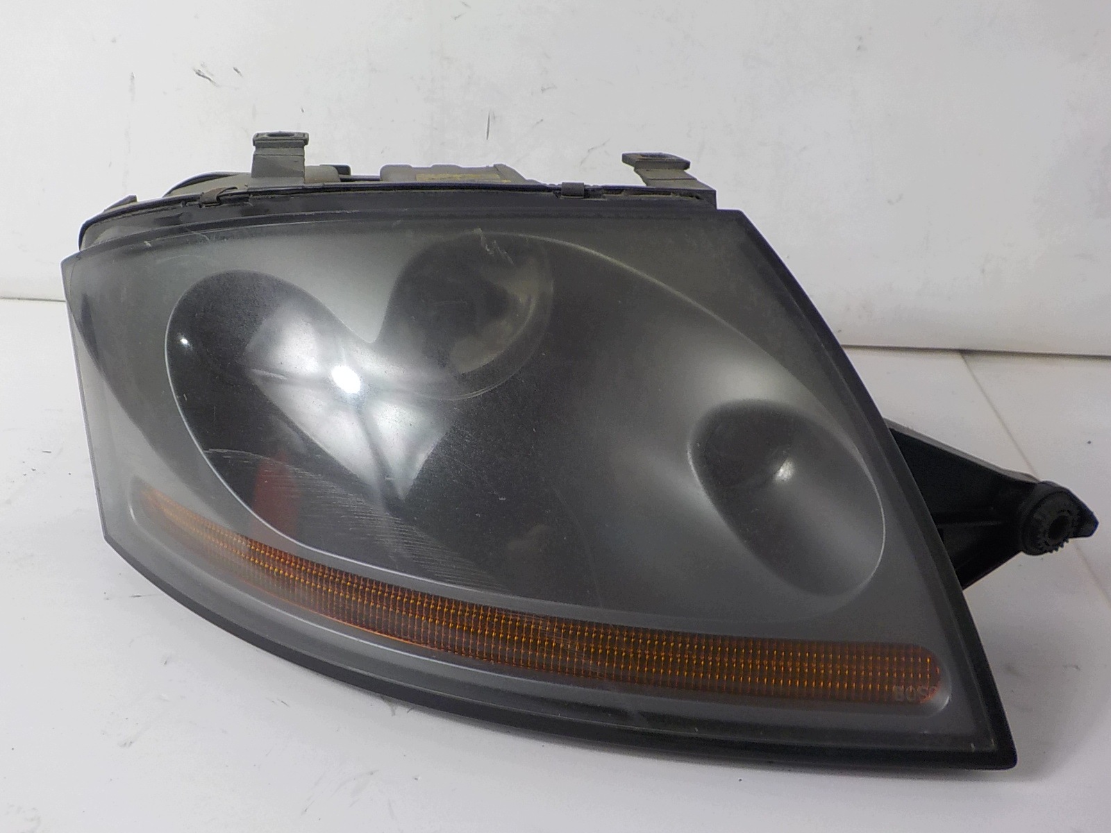 AUDI TT and 8N XENON light right front front UK 8N0941004BN