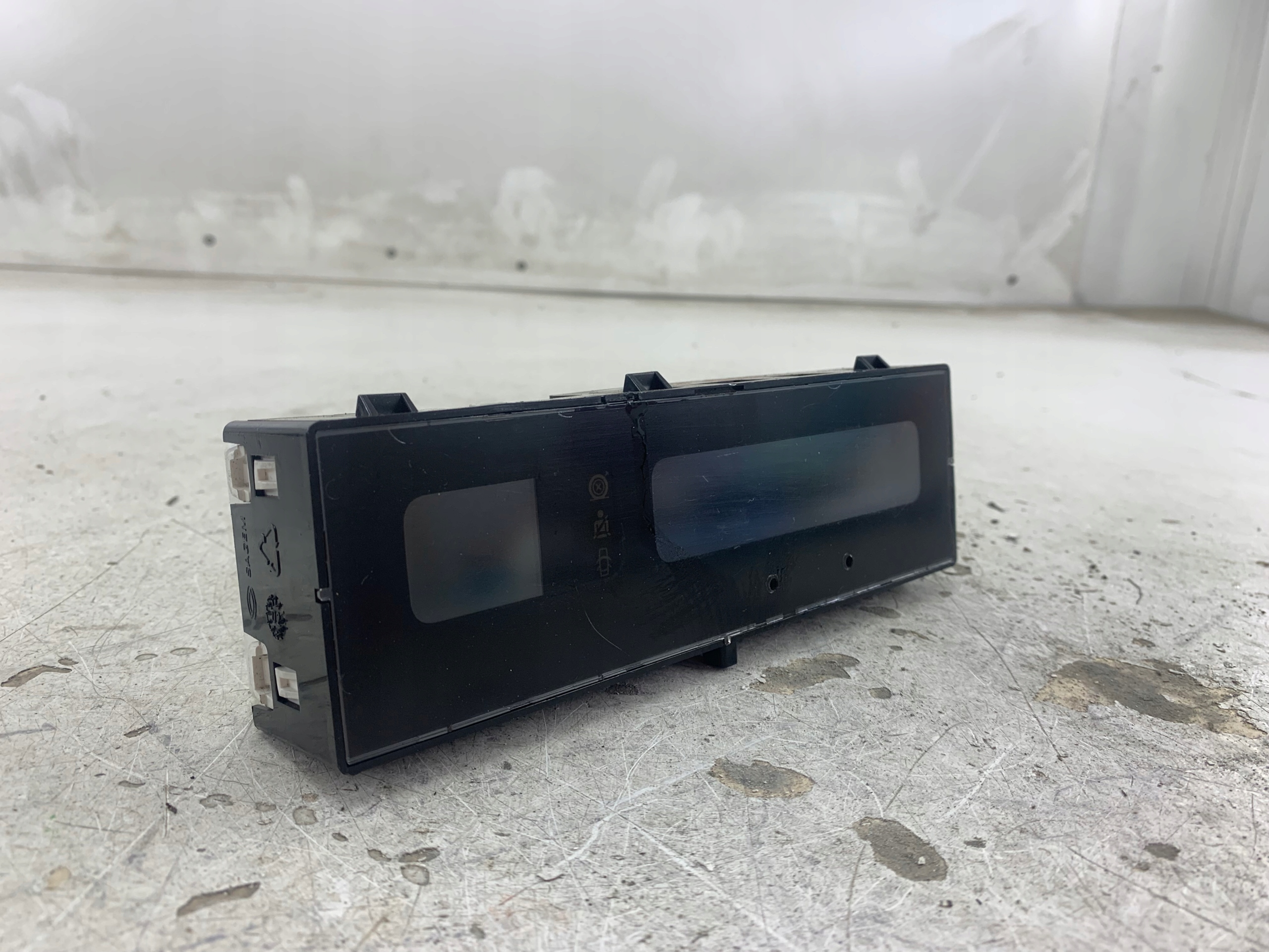 RENAULT SCENIC and display clock P820014216
