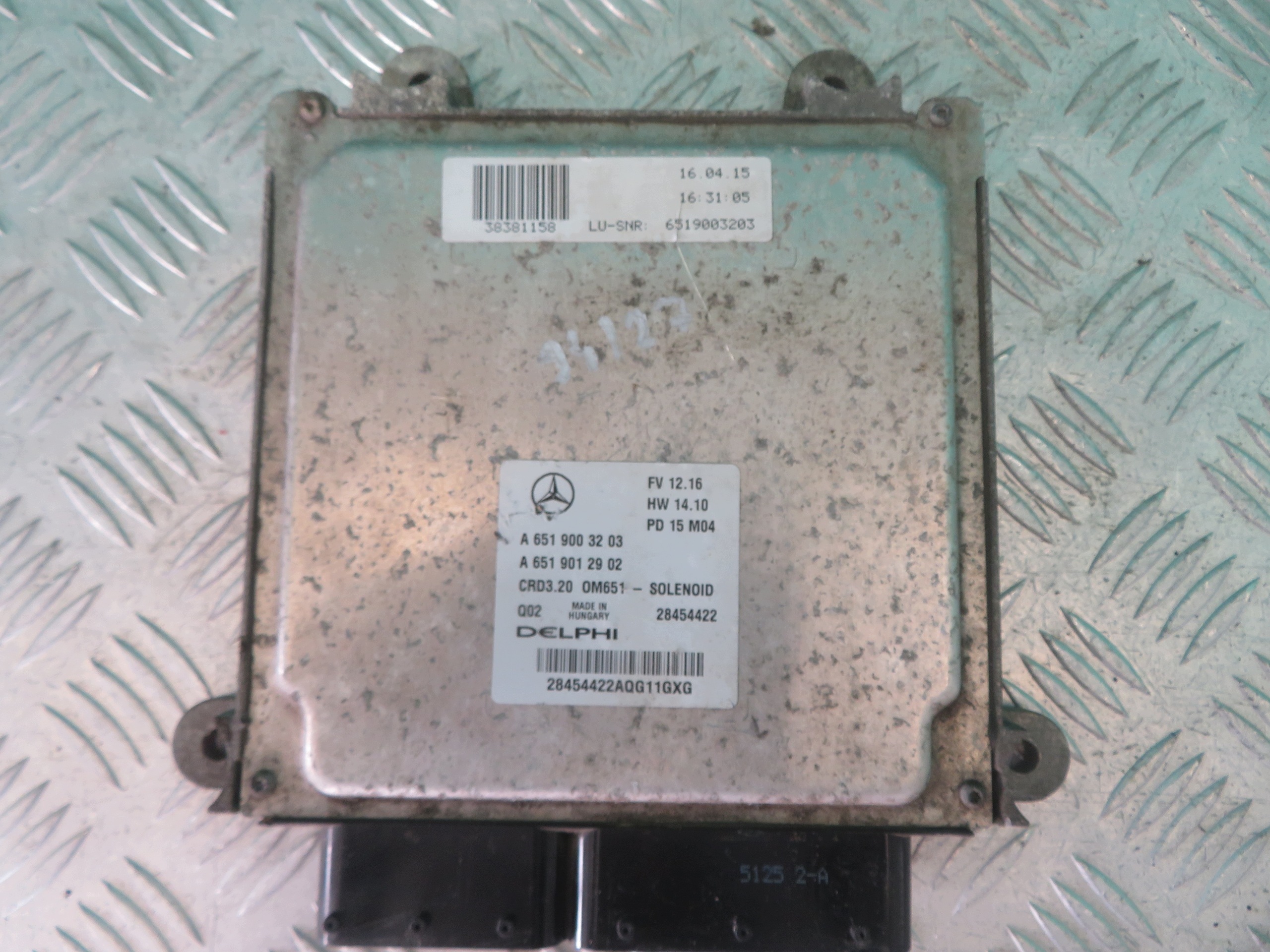 computer control unit of the engine MERCEDES SPRINTER 2.2 15R A6519000601