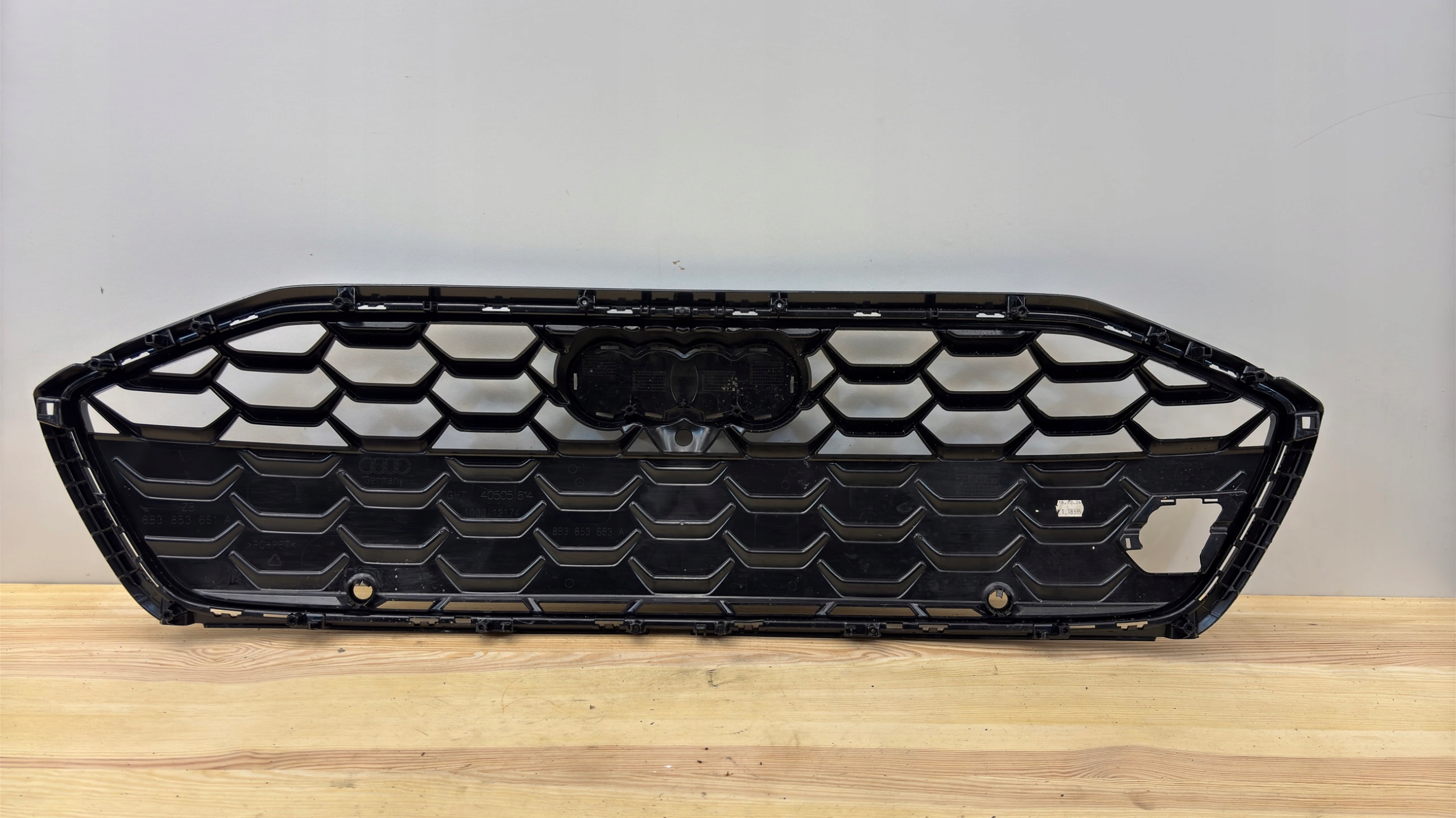 Audi A4 8B3 Kühlergrill FRONTGRILL Kühlergitter 8B3853653A0 - Thumbnail 4