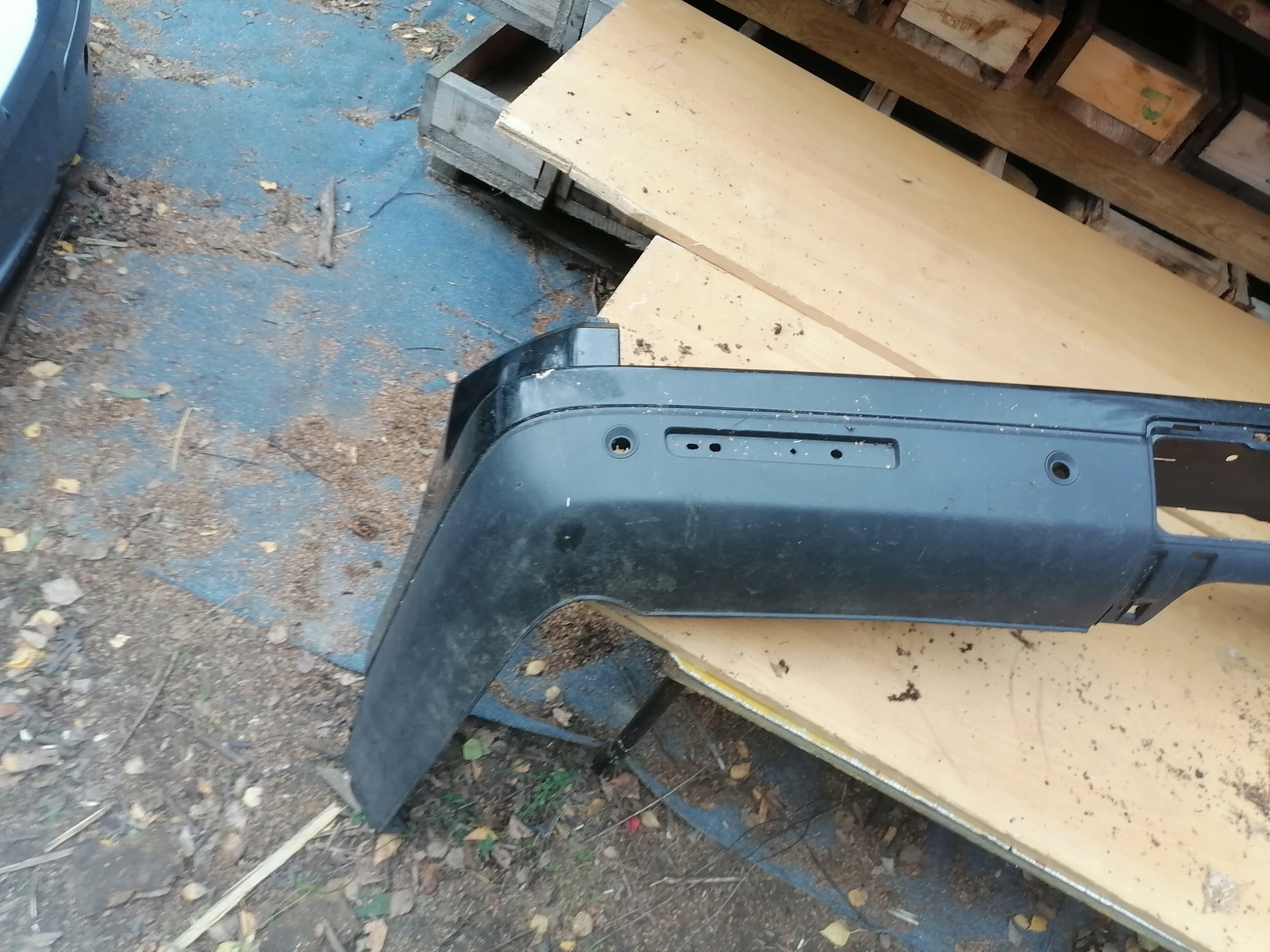bumper rear part LAND ROVER DISCOVERY 4 PDC 9H22-17D822