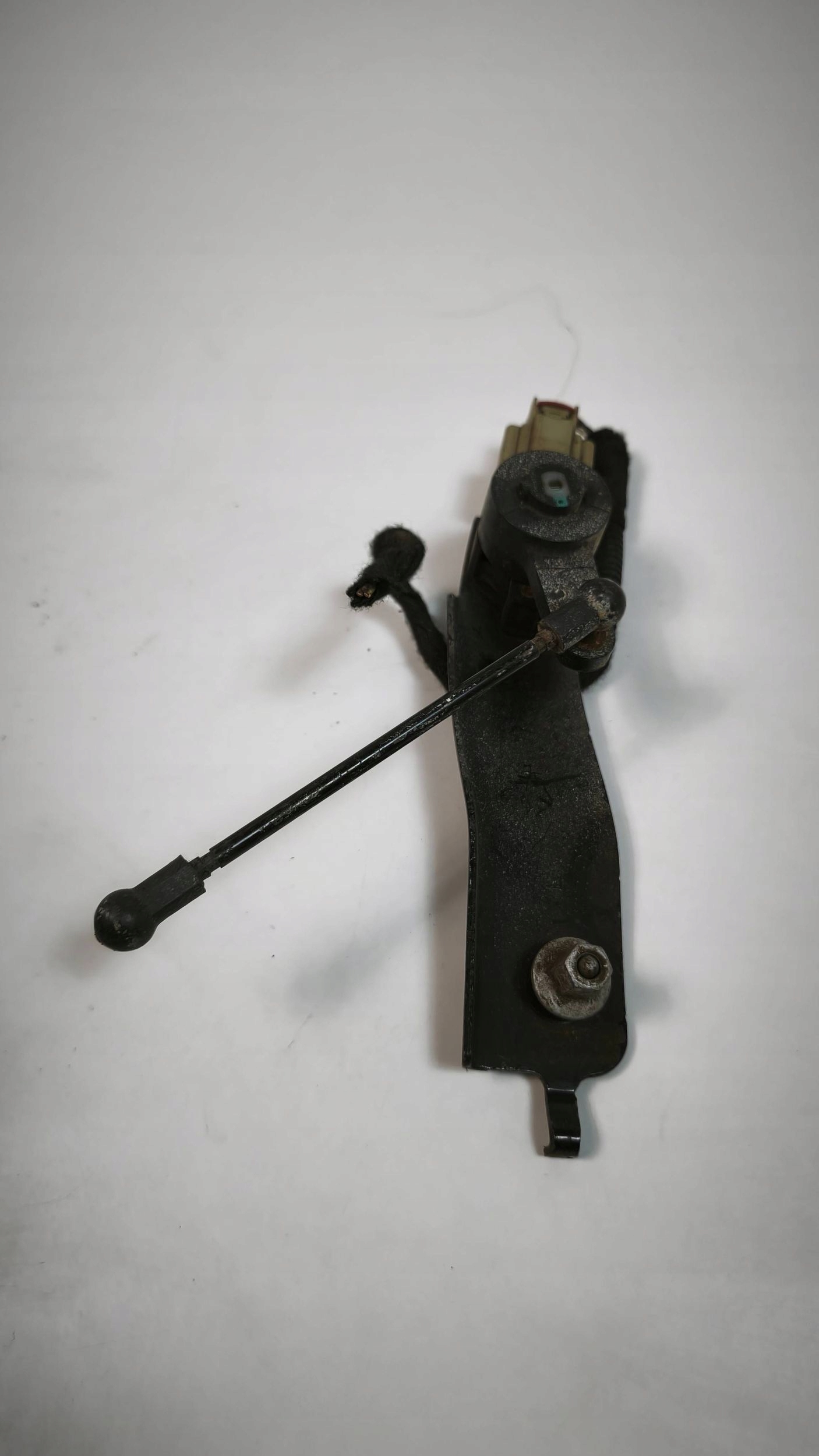 Opel Insignia B Sensor poziomowania lichte 84084760