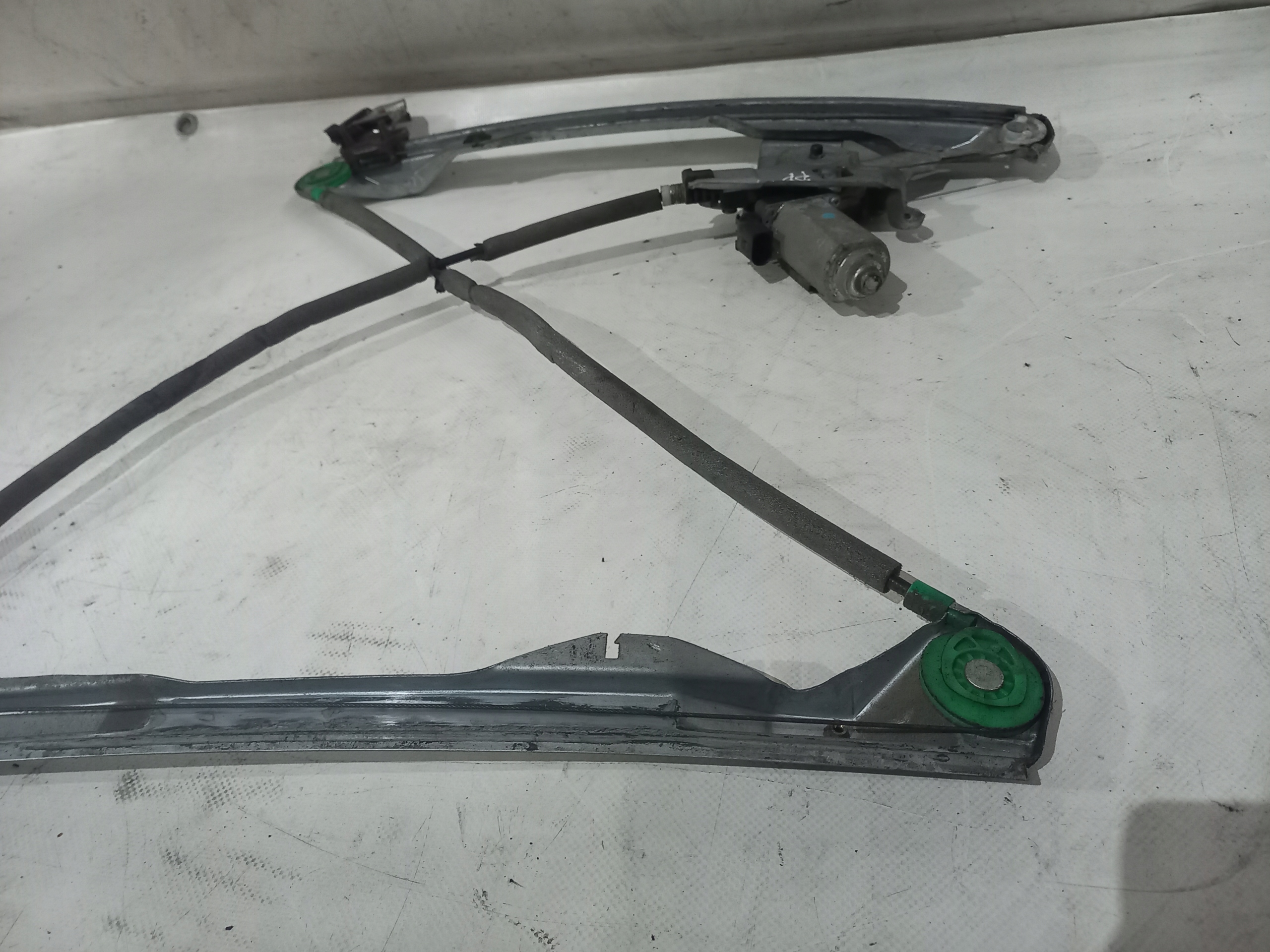 window regulator right front 8 Pin Ford Focus MK1