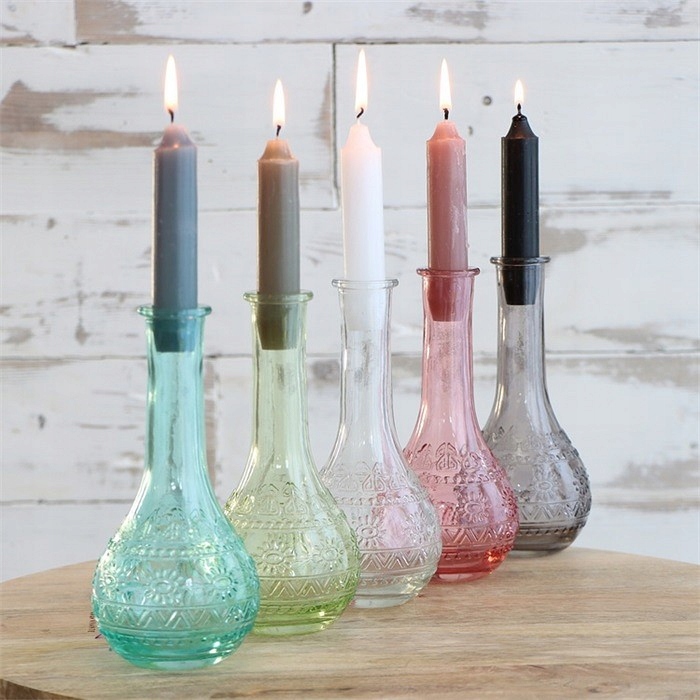 Szklany wazon świecznik 15,8 cm butelka zielona Materiał szkło