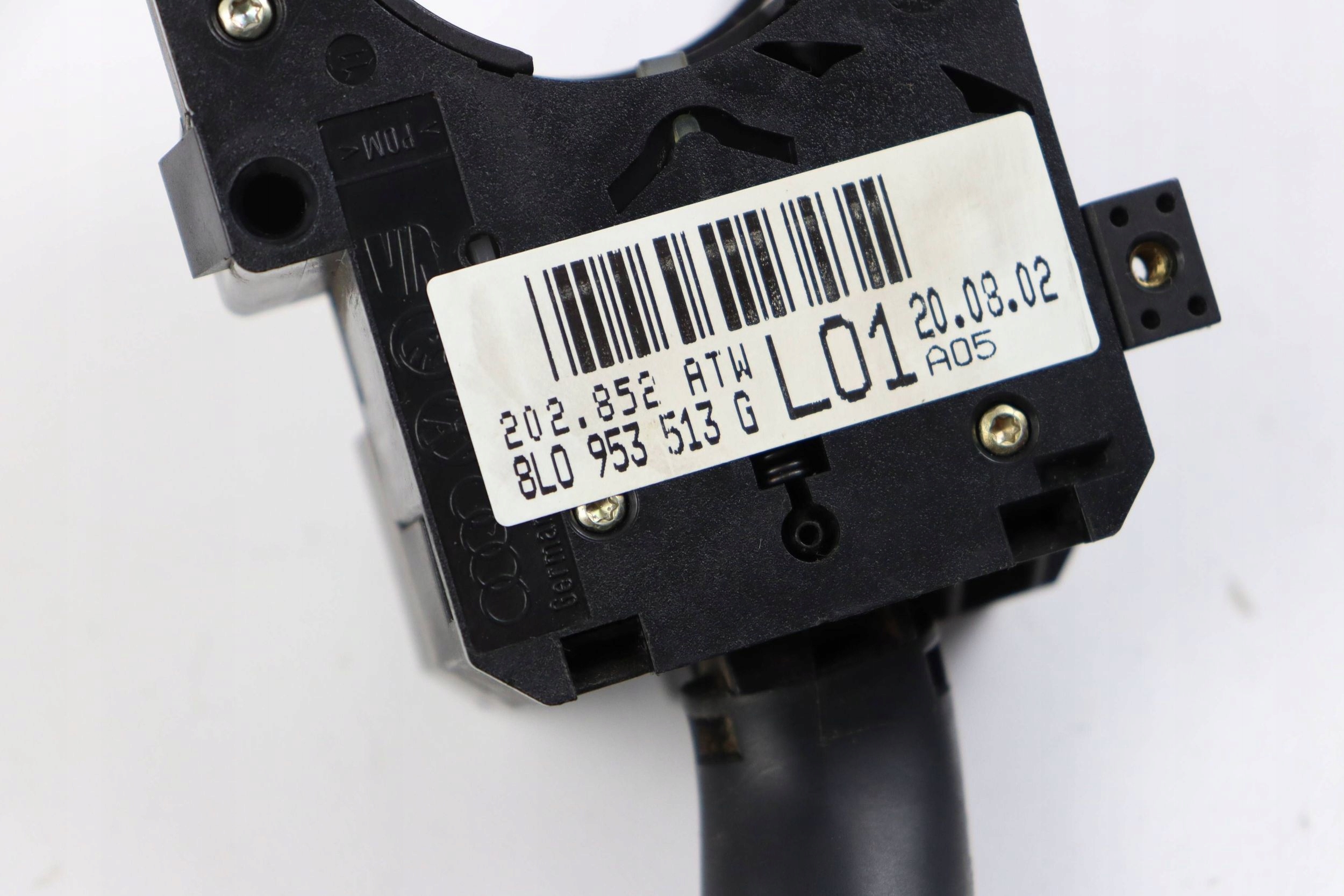 VW PASSAT B5 GOLF IV BORA Bouton Indicateurs de direction MANETKA 8L0953513G