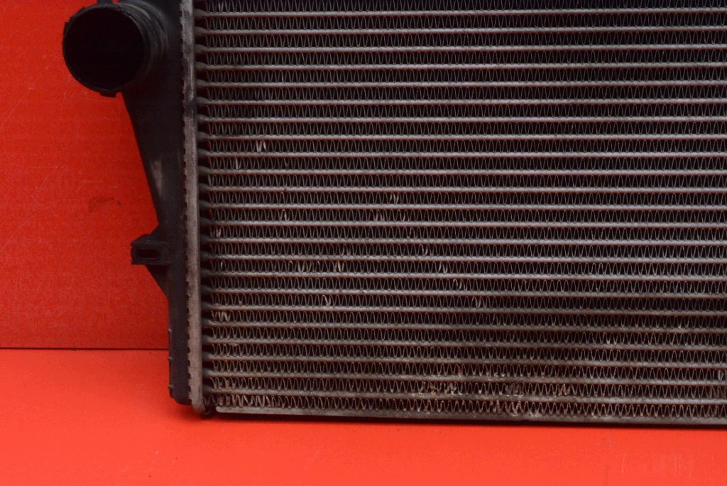 chladič intercooler 9161207A VOLVO S60 S80 a V70 II 2.4 D5 163 KM 00-05