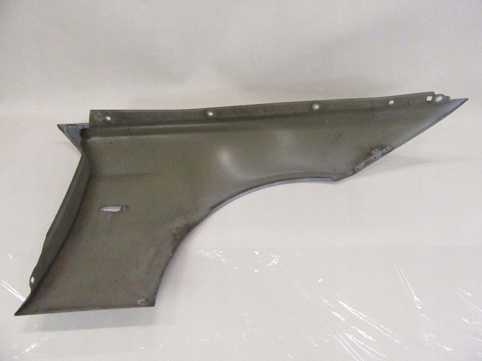 fender front front left BMW 3 e90 e91 sedan Kombi Bluewater 896