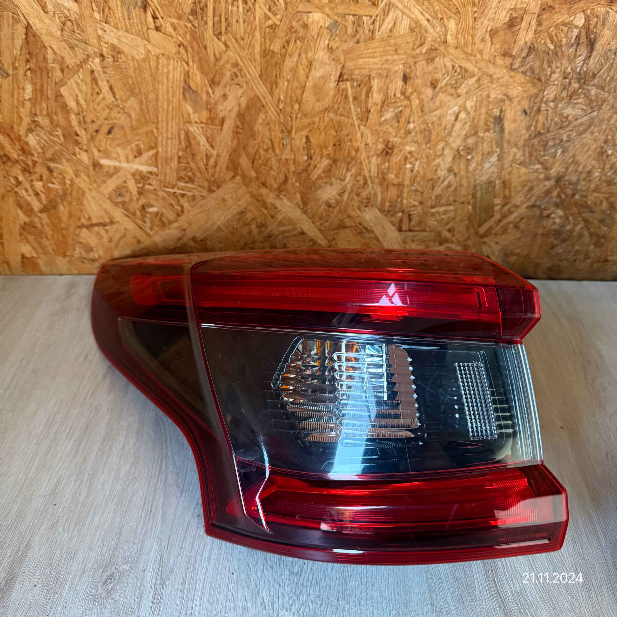 light rear left NISSAN QASHQAI II J11 LIFT
