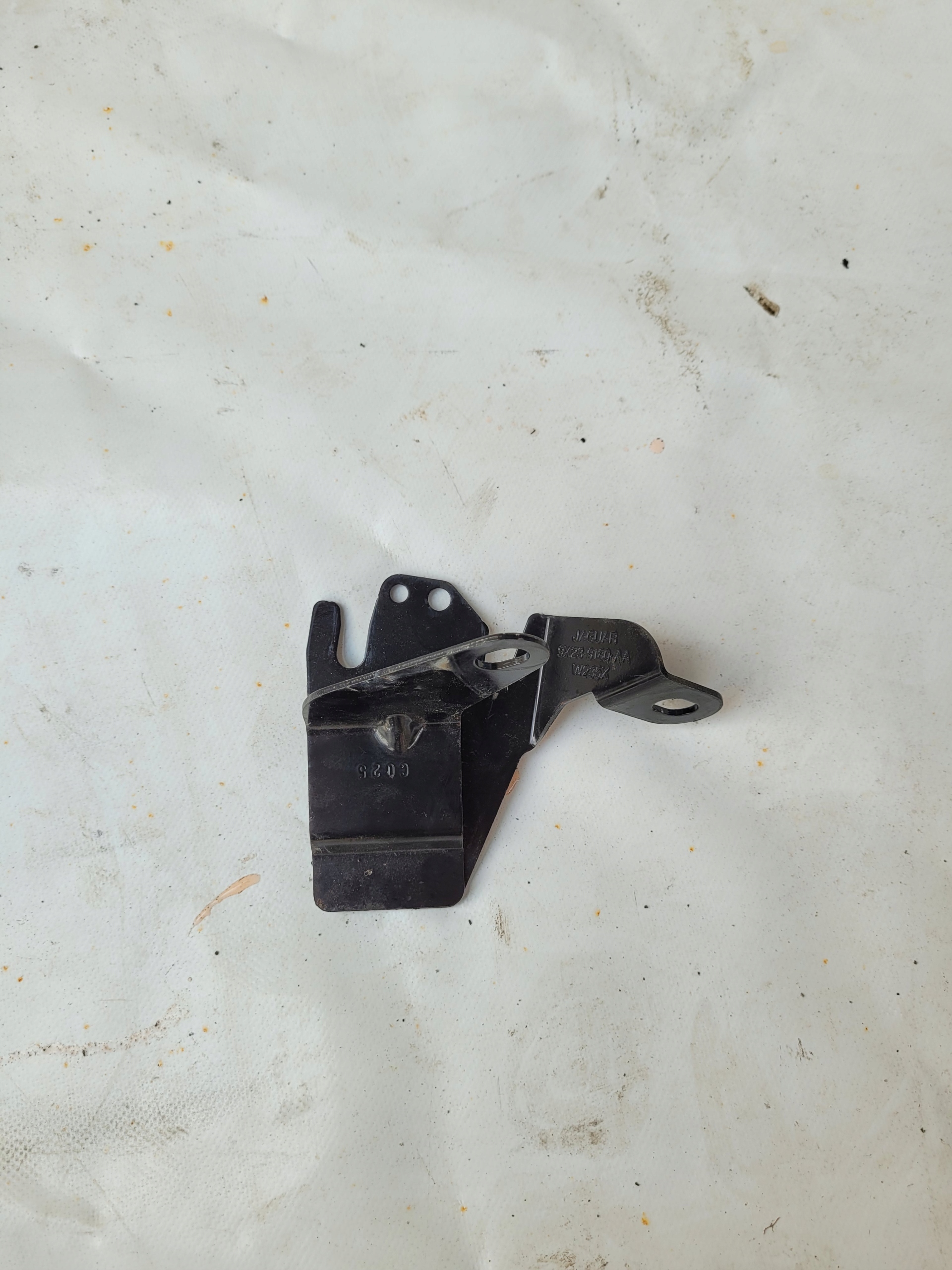Halter filter des Kraftstoffsbehälters JAGUAR XF X250 3.0D