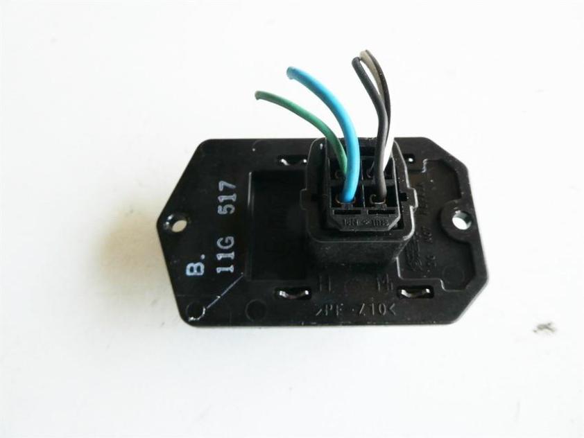 OPORNIK REZYSTOR NAGRZEWNICY TOYOTA YARIS II 2006-2011 ROK