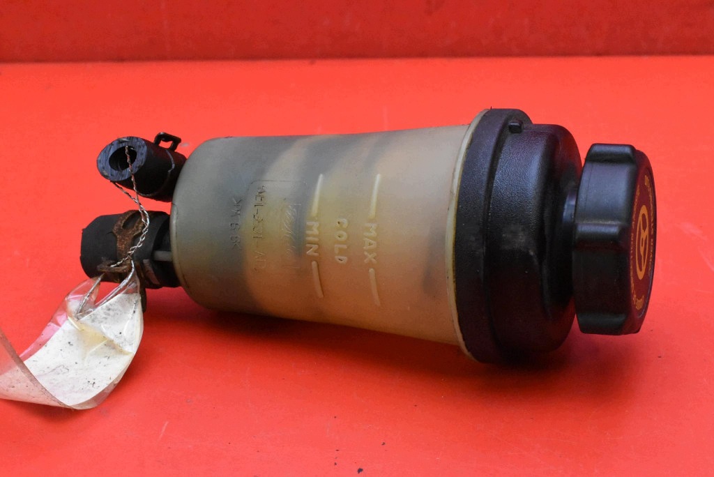Servobehälter 4M51-3531-AD FORD FOCUS MK2 1.6 16V 101 KM 04-08