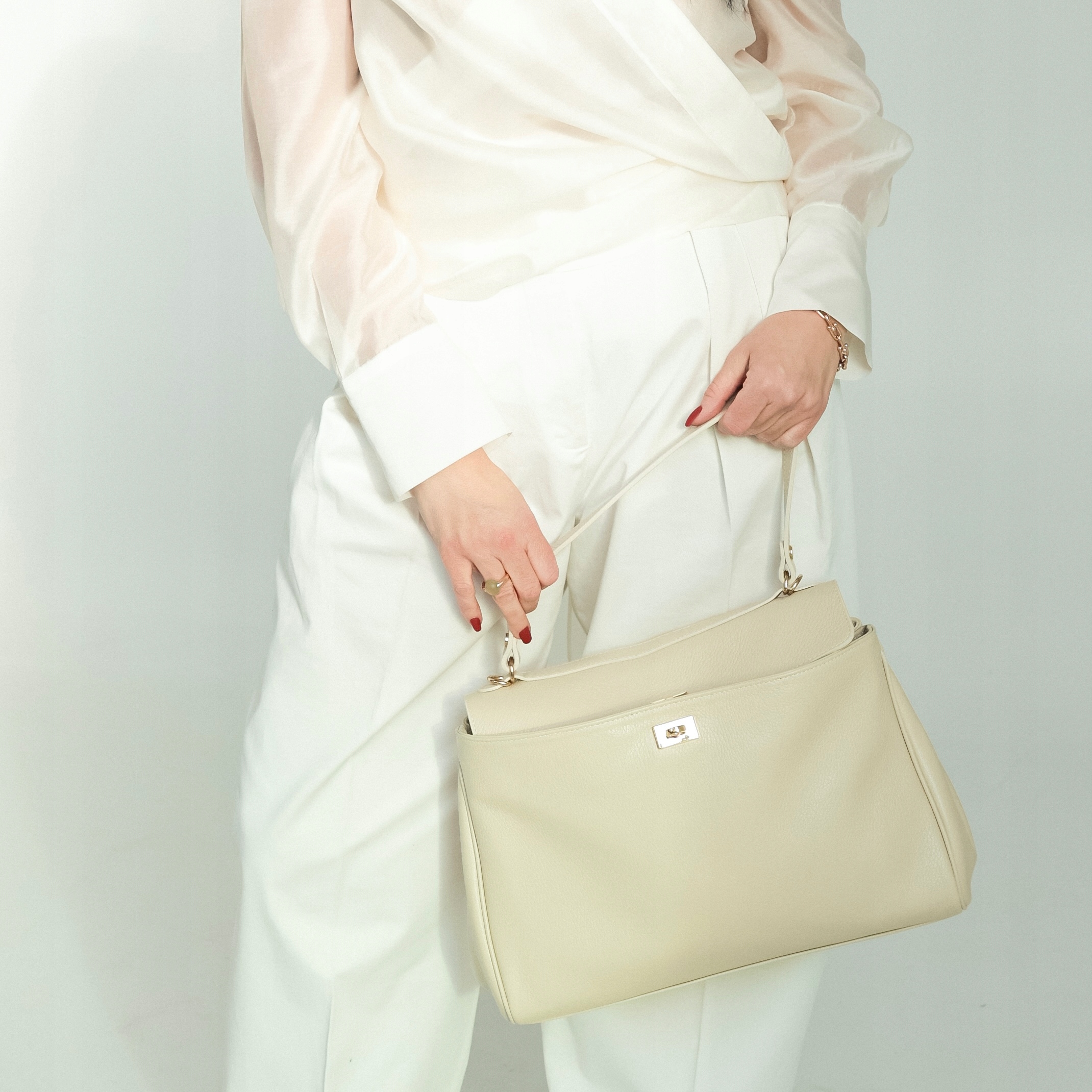 Dámská kabelka z přírodní kůže Rosina-M Ecru