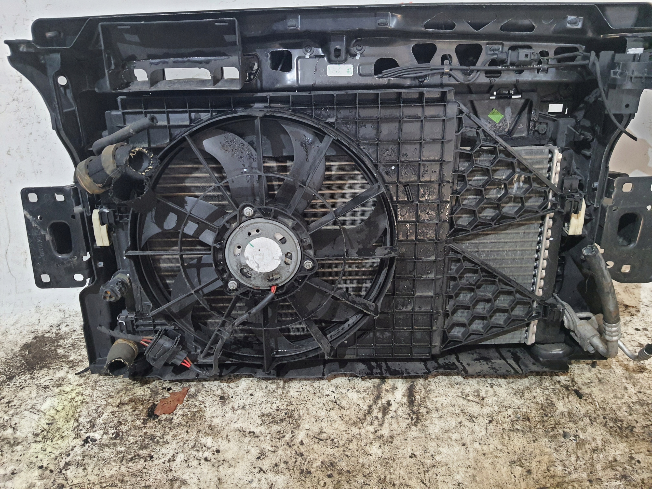 VOLKSWAGEN POLO V 6R 08-14 support panel for radiators 1.2 petrol
