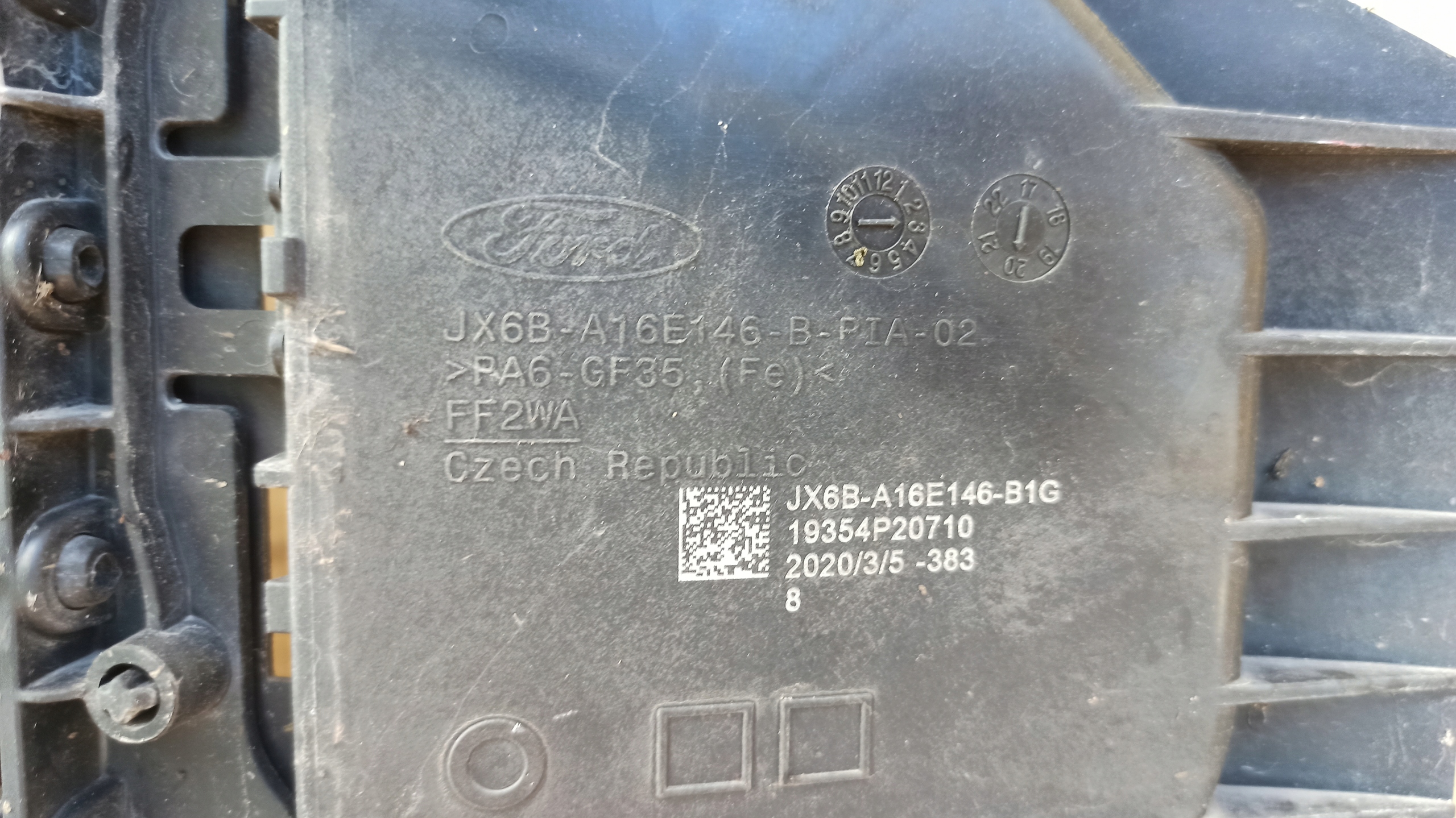 FORD FOCUS MK4 pas przedni wzmocnienie przód Typ samochodu Samochody osobowe